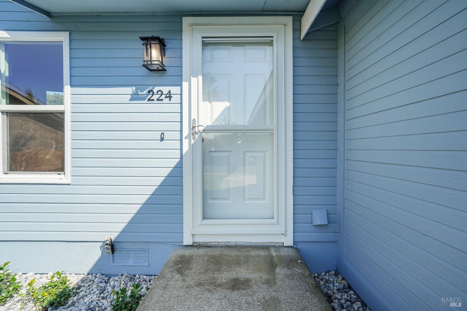 224 Pinecreek Ln
