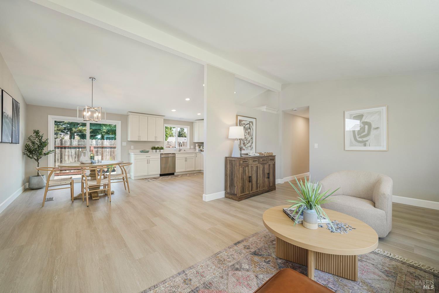 224 Pinecreek Ln