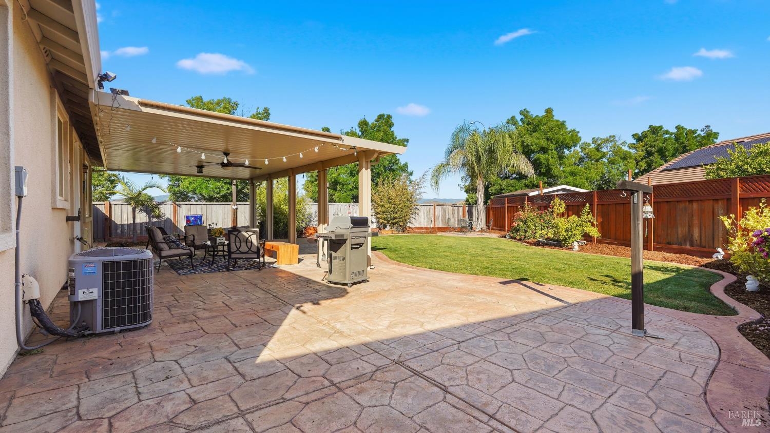937 Pinehurst Court