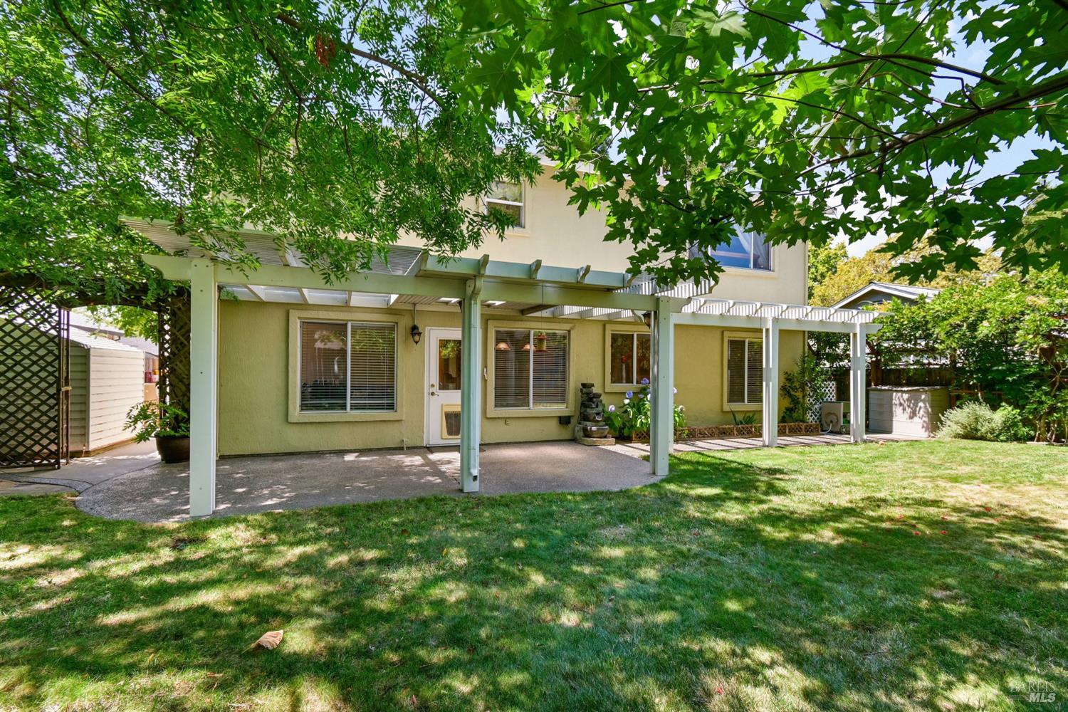 1025 Cinnabar Way