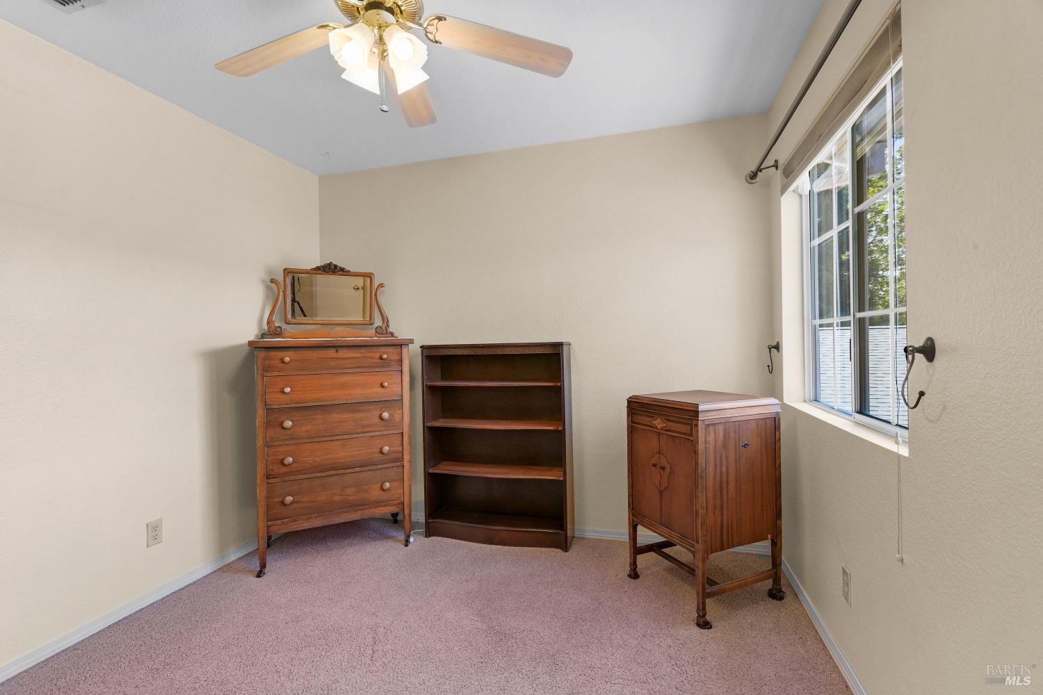1025 Cinnabar Way