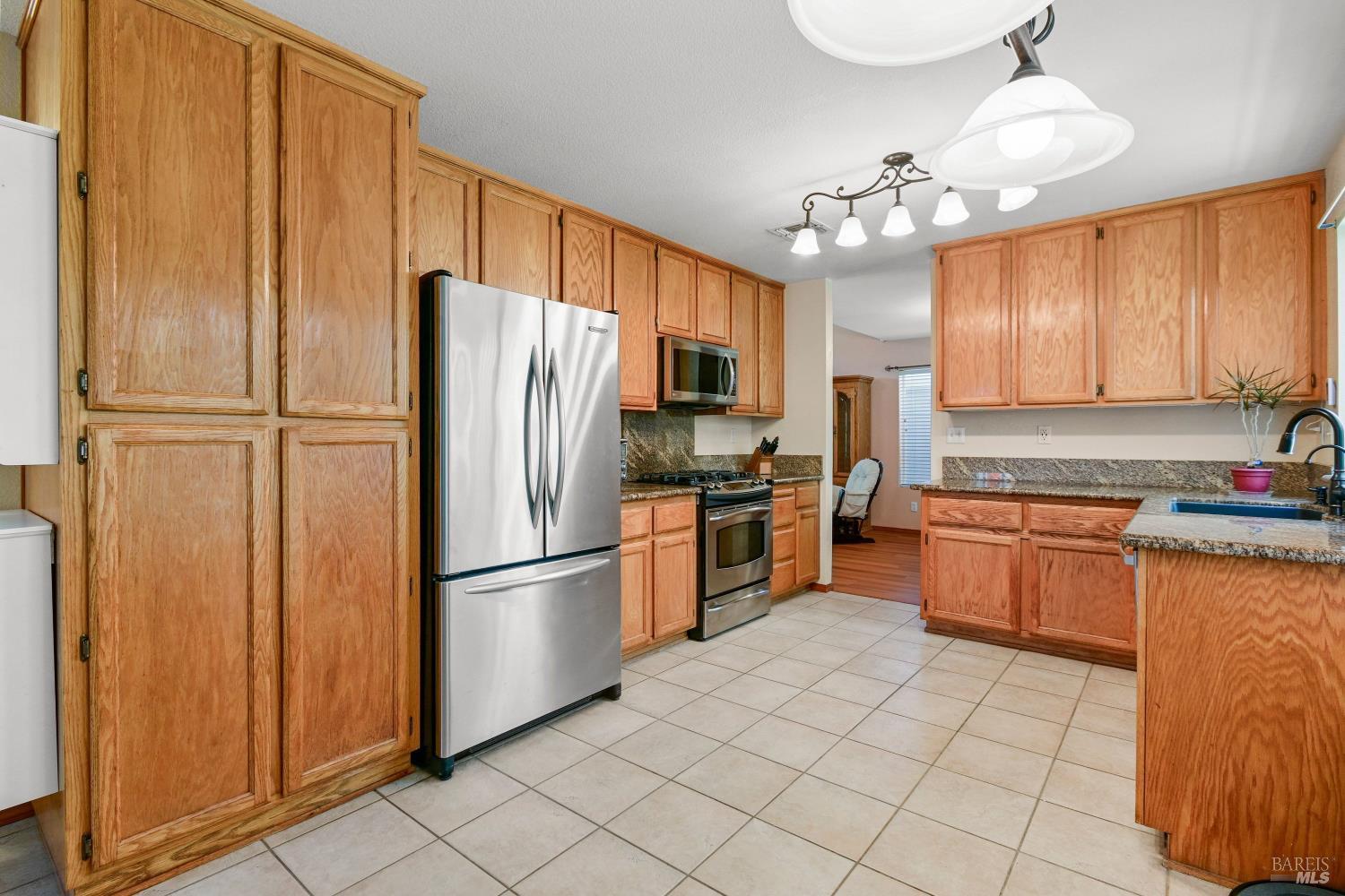 1025 Cinnabar Way