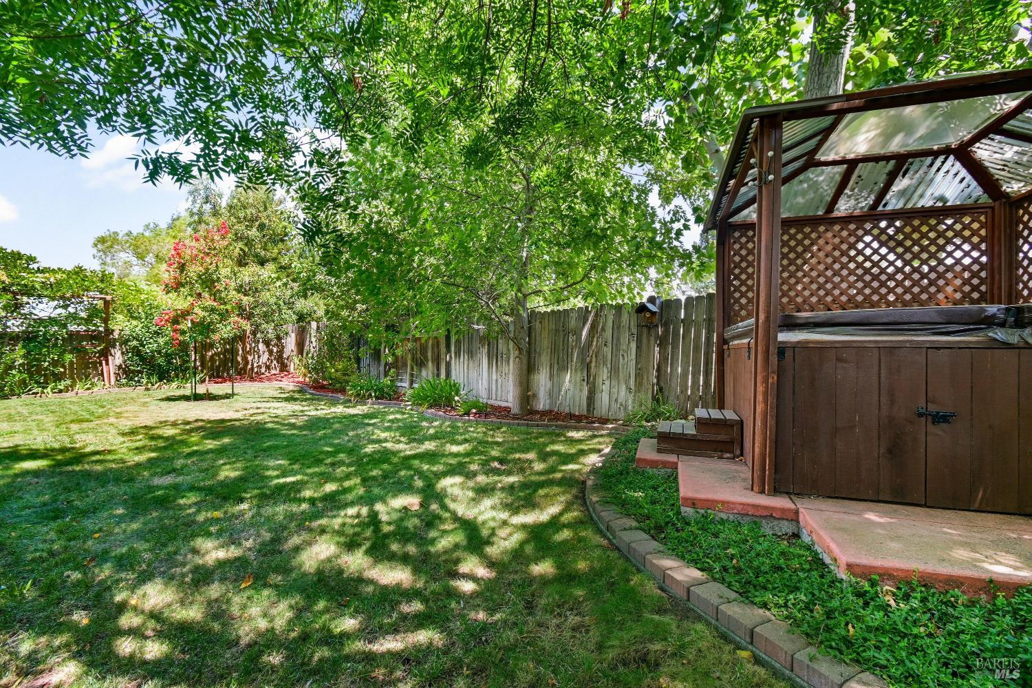 1025 Cinnabar Way
