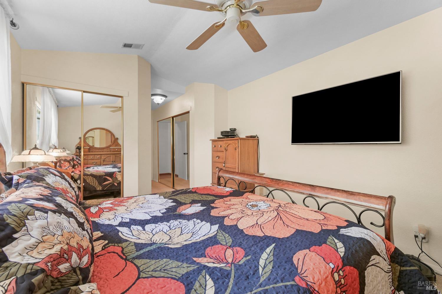1025 Cinnabar Way