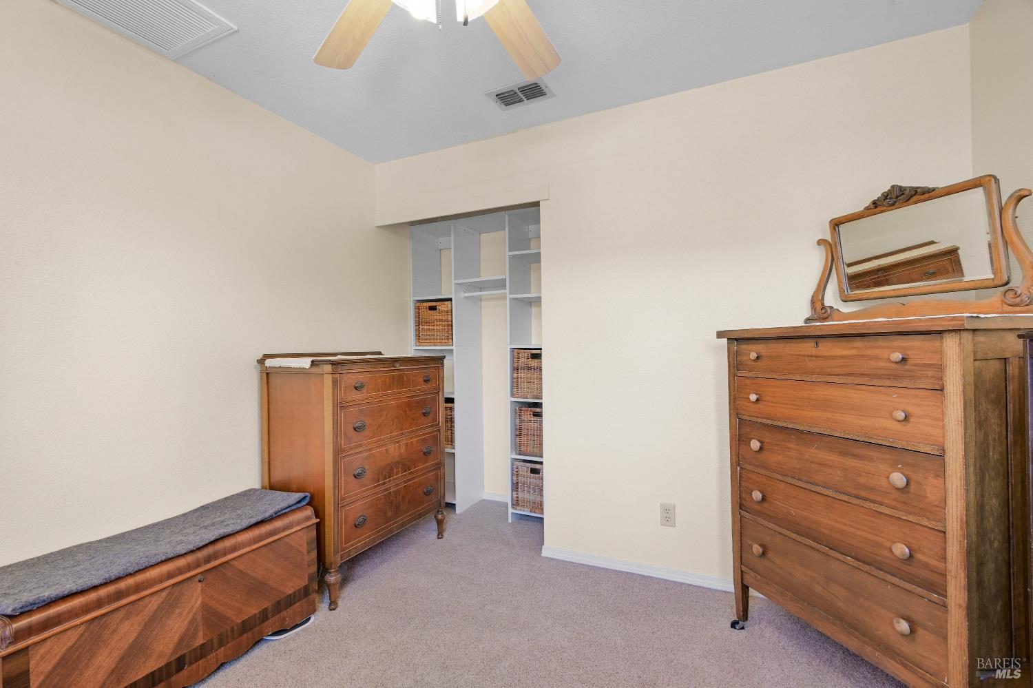 1025 Cinnabar Way