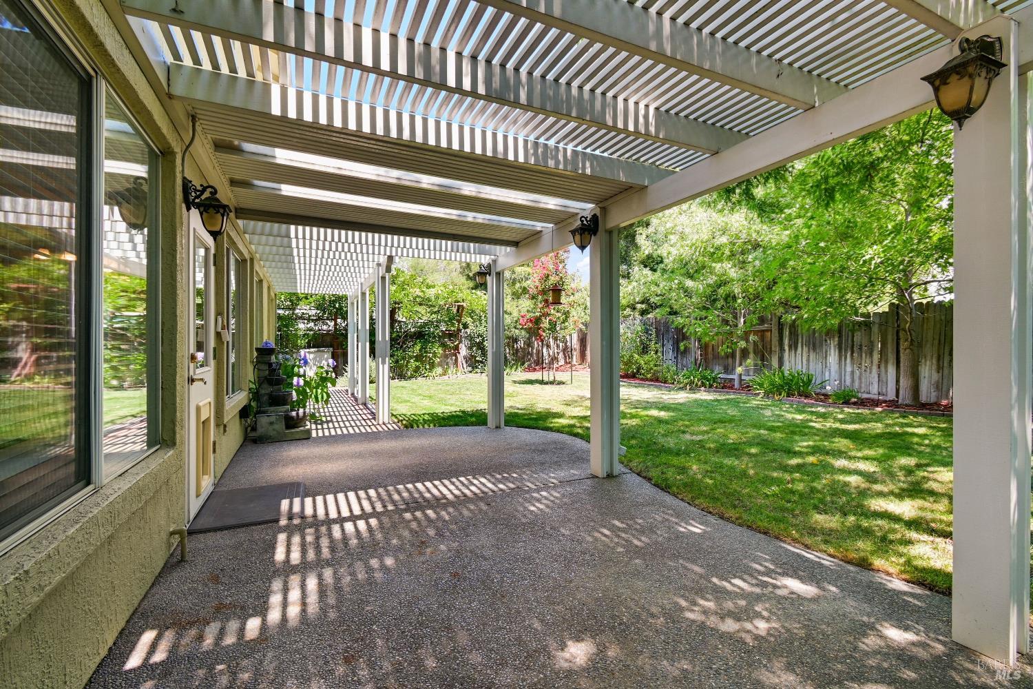 1025 Cinnabar Way