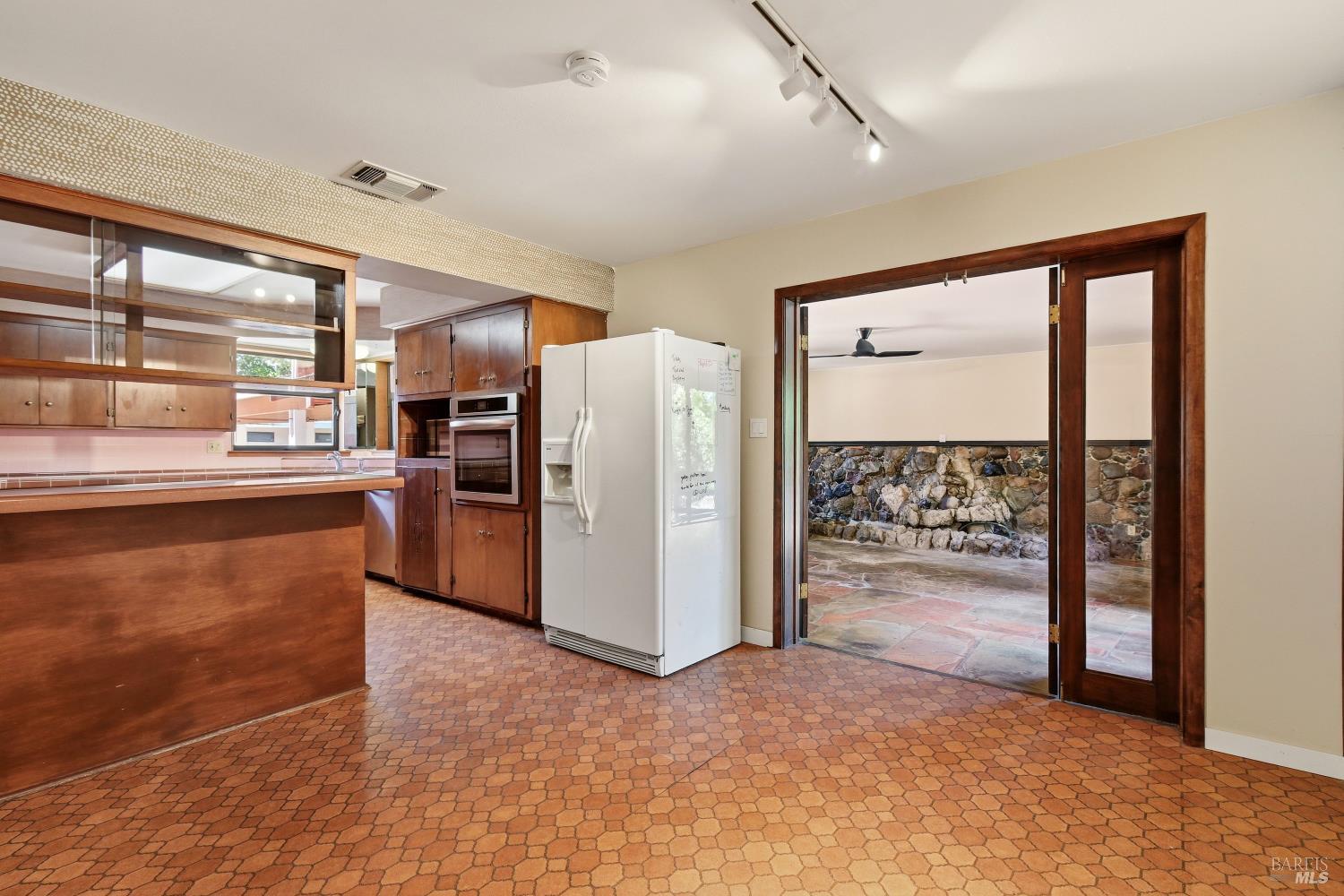3439 Mix Canyon Road