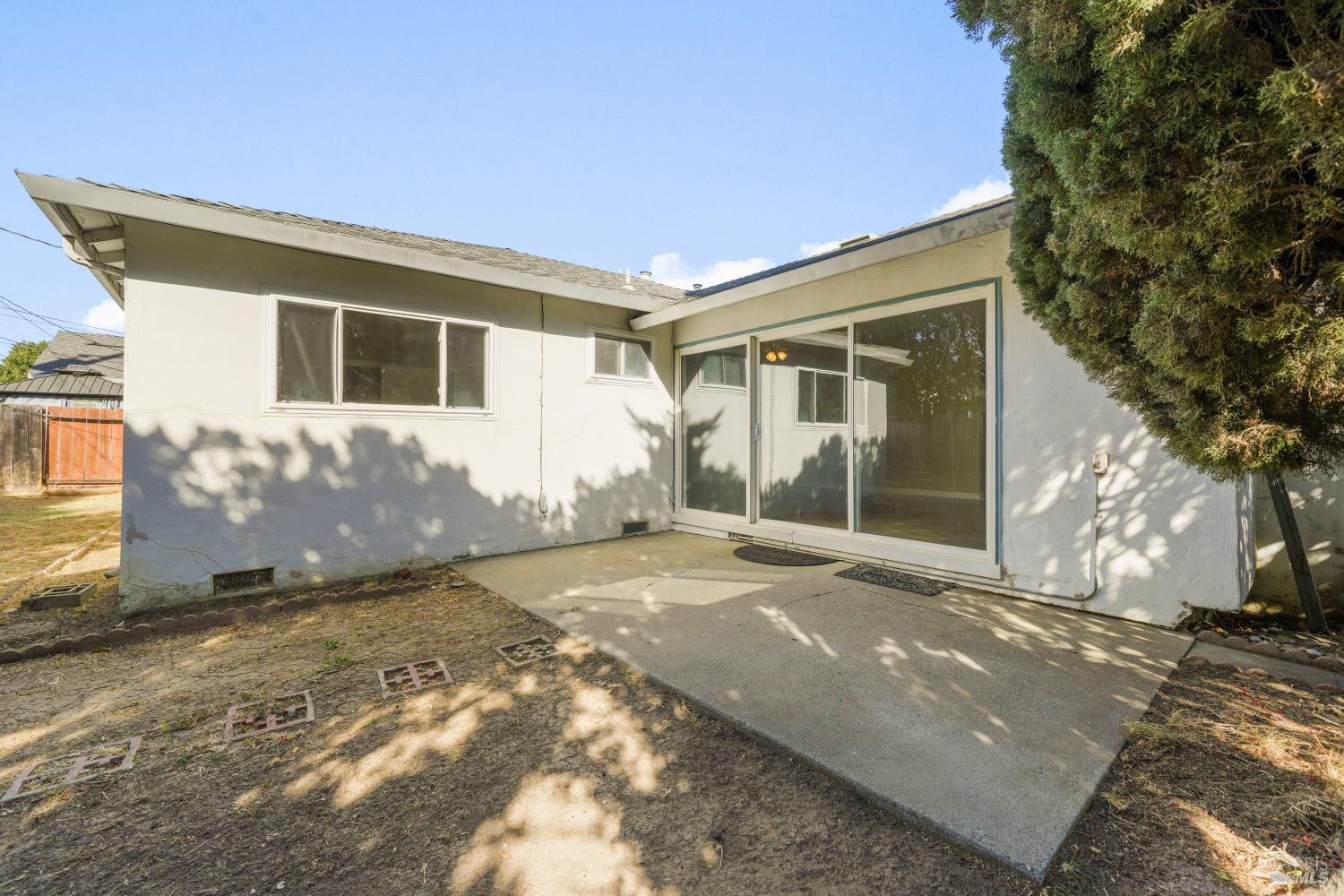 1801 Sycamore Drive