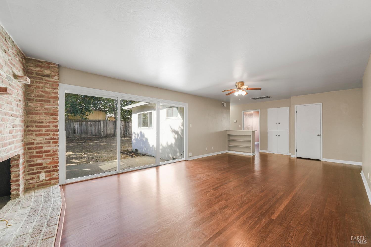 1801 Sycamore Drive