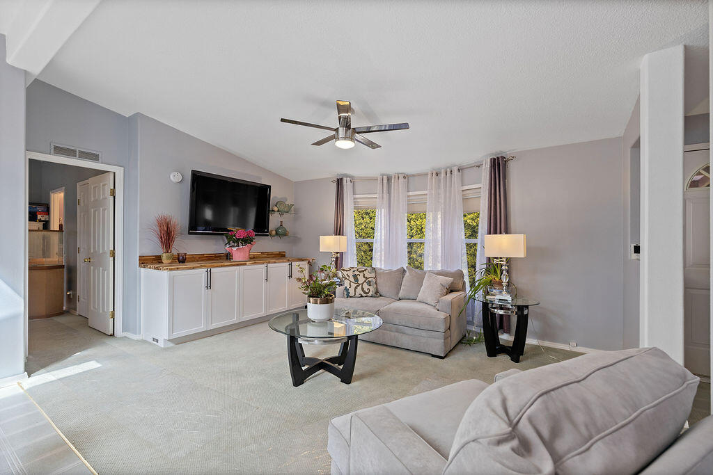 185 NW Harwood Street, SPC 104