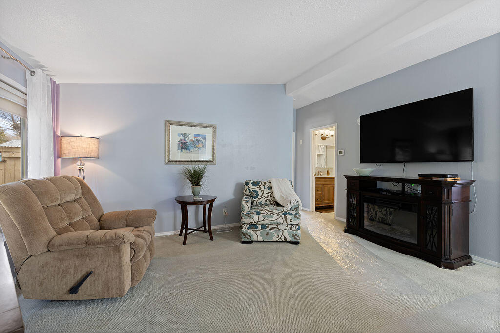 185 NW Harwood Street, SPC 104