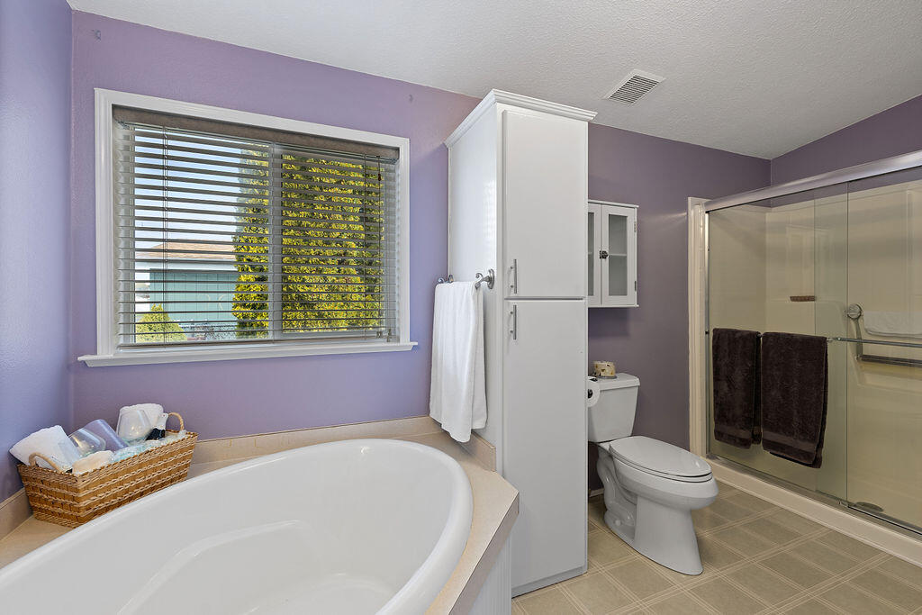 185 NW Harwood Street, SPC 104