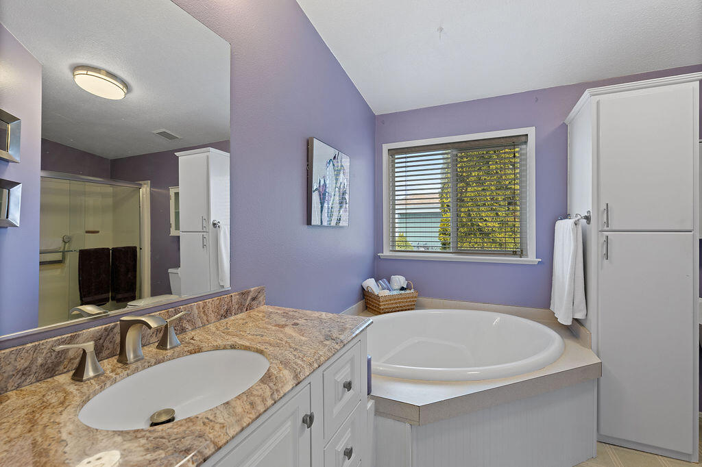185 NW Harwood Street, SPC 104
