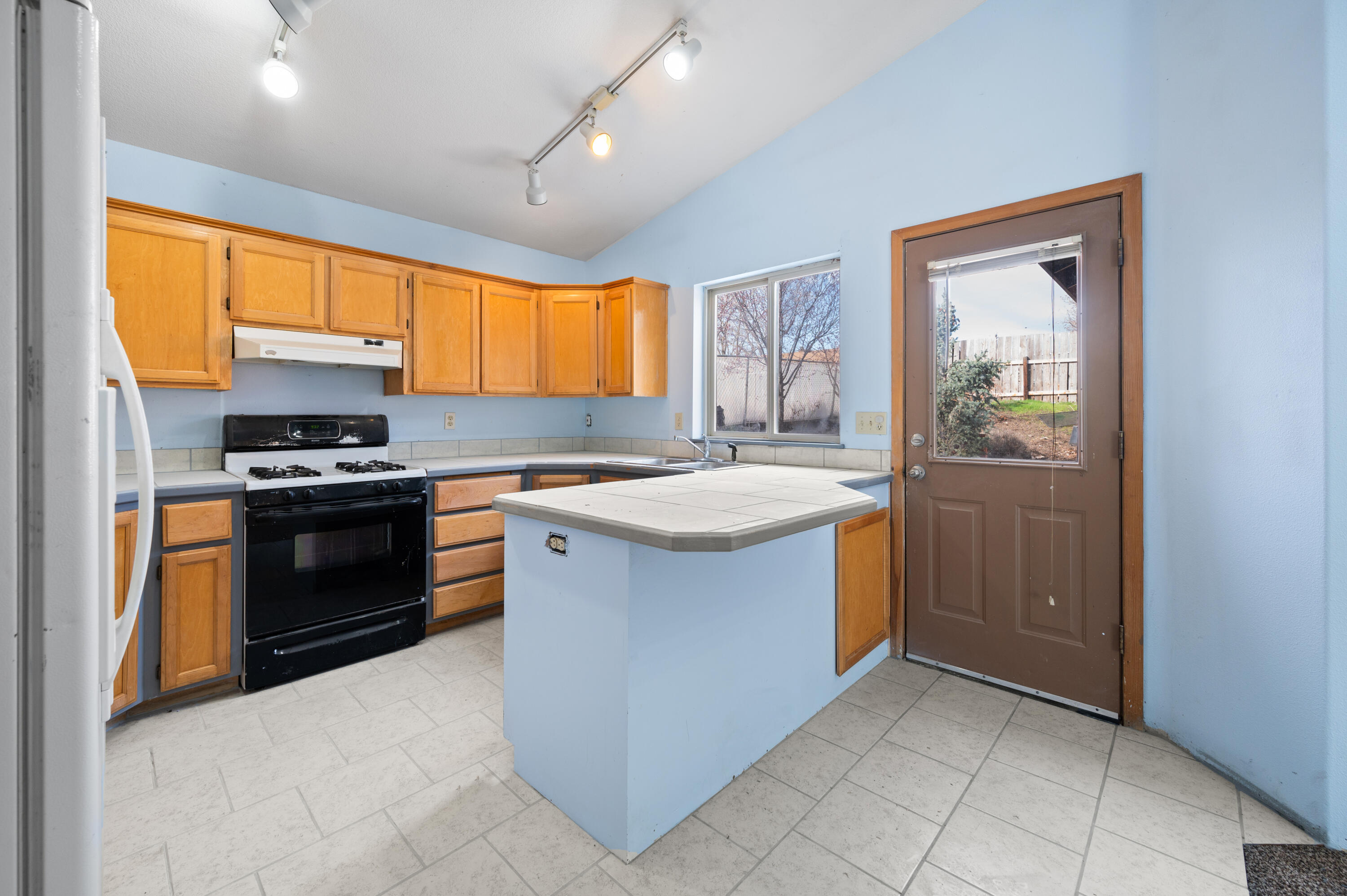 156 NE 9th Street