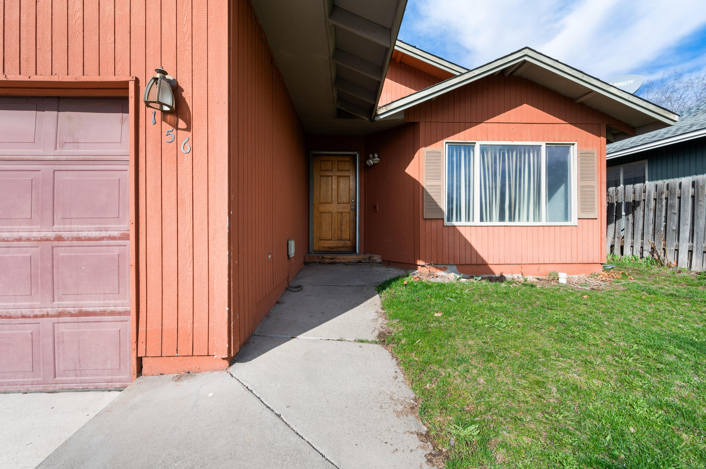 156 NE 9th Street
