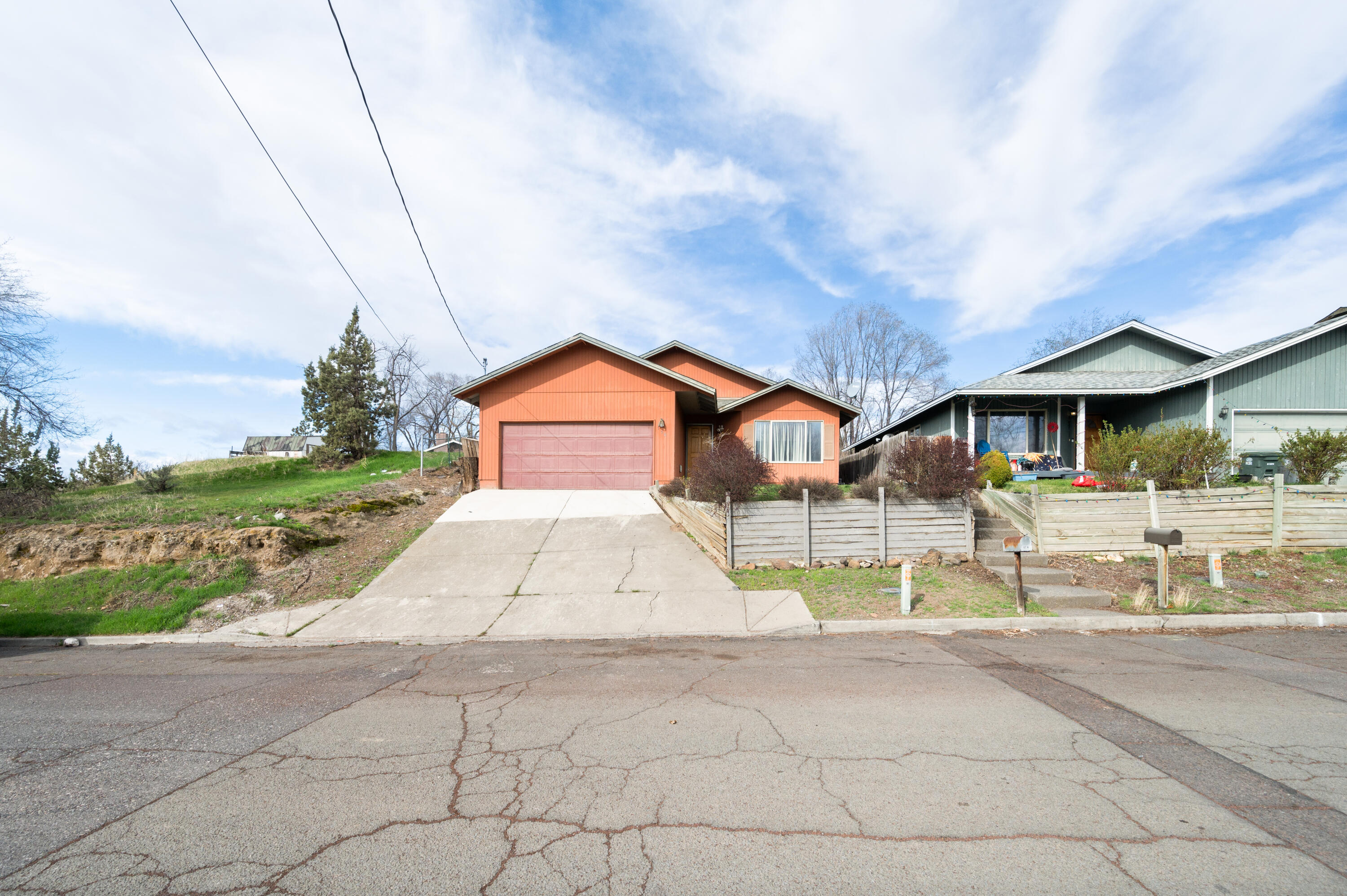 156 NE 9th Street