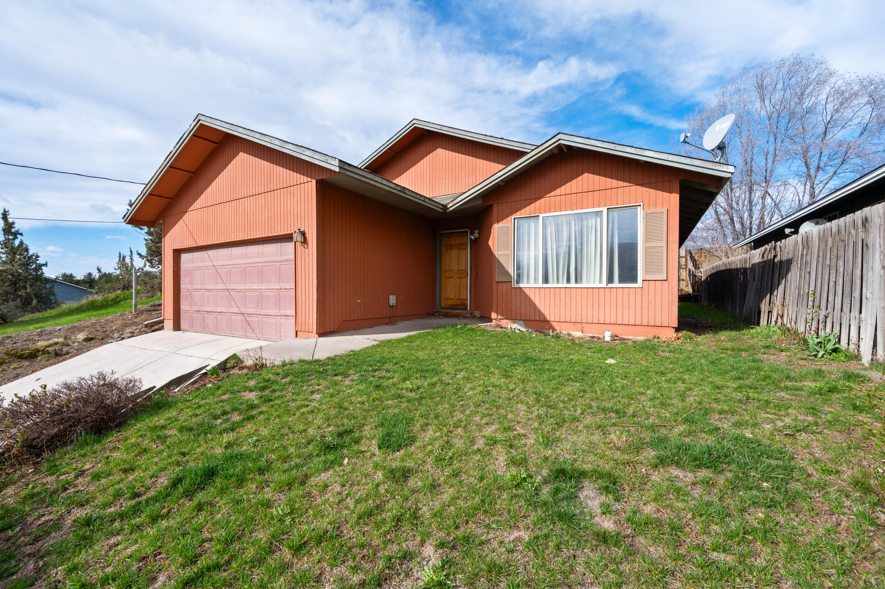 156 NE 9th Street