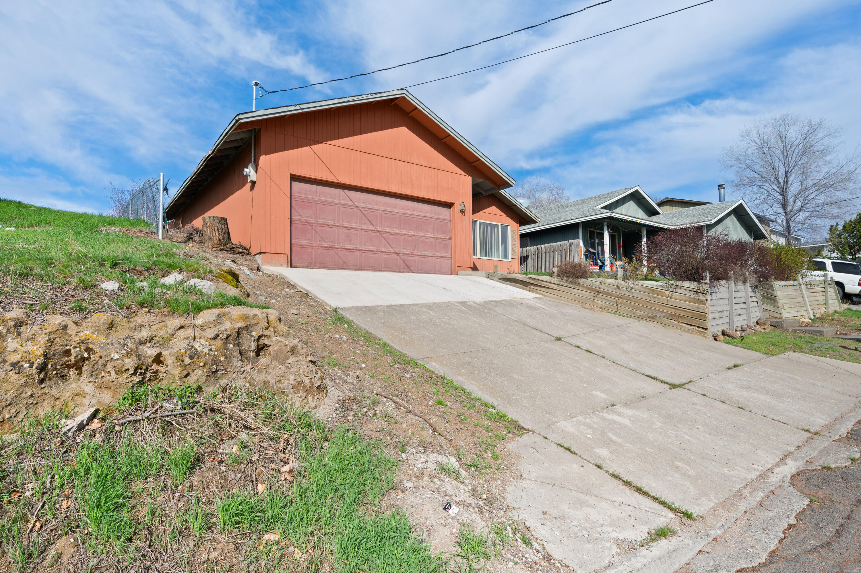 156 NE 9th Street