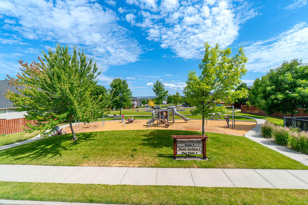 1428 NE Whistle Way