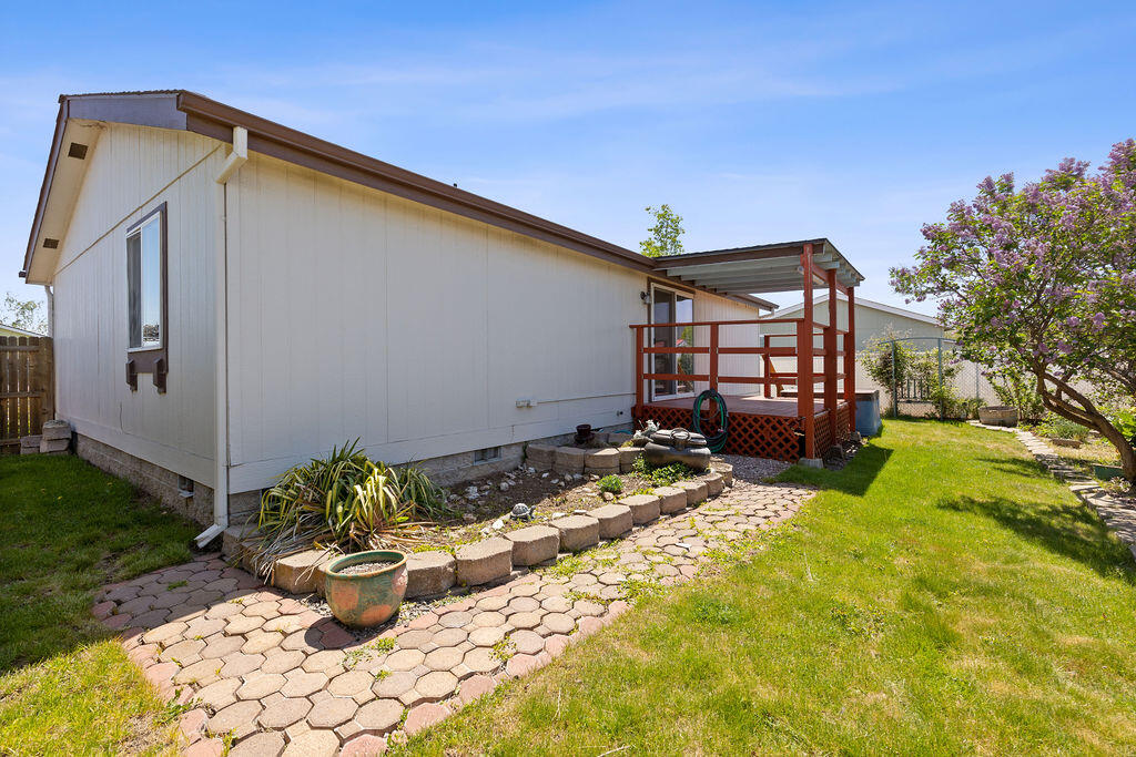1007 NW Teal Loop