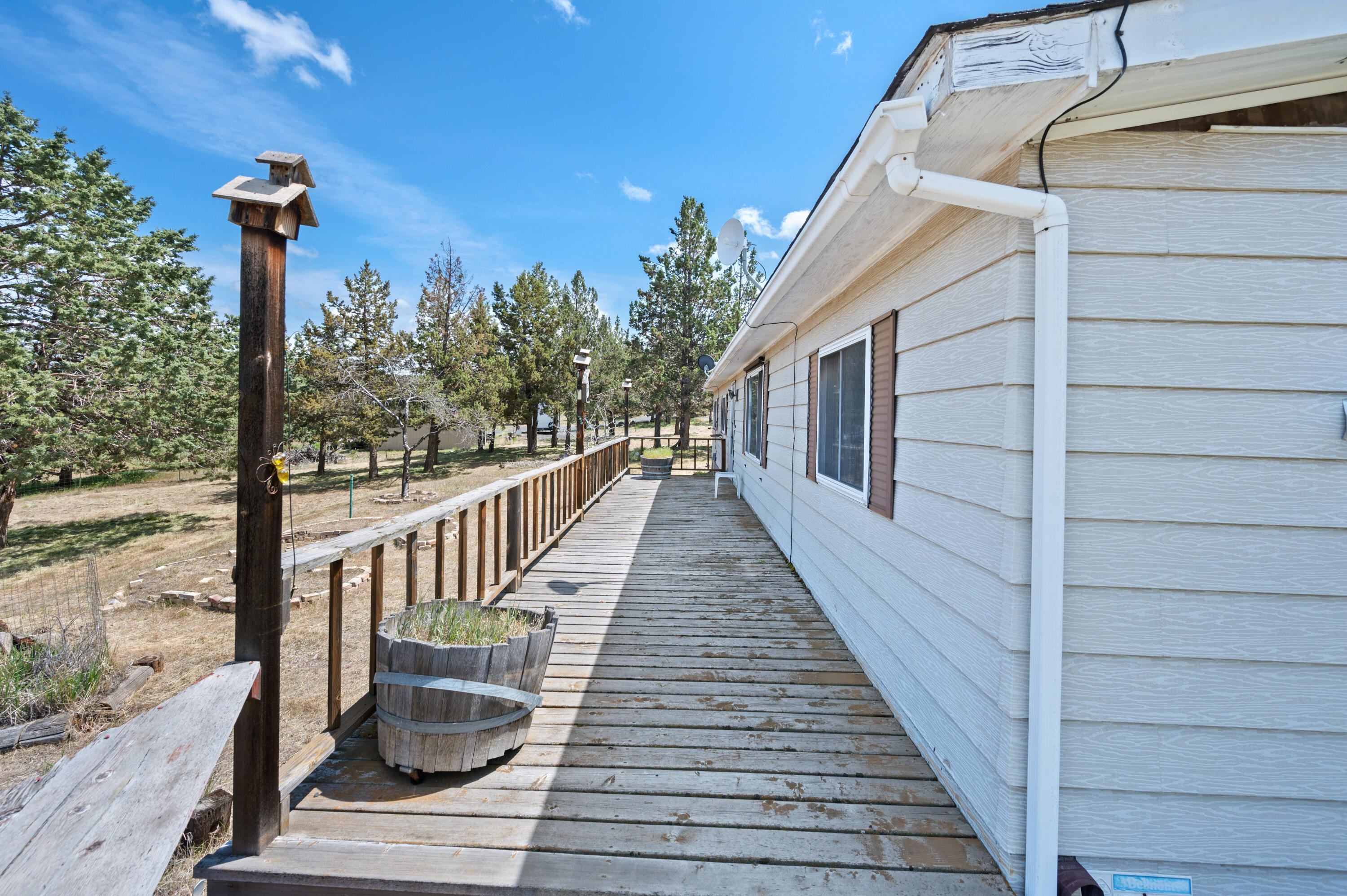 791 SE Akins Drive