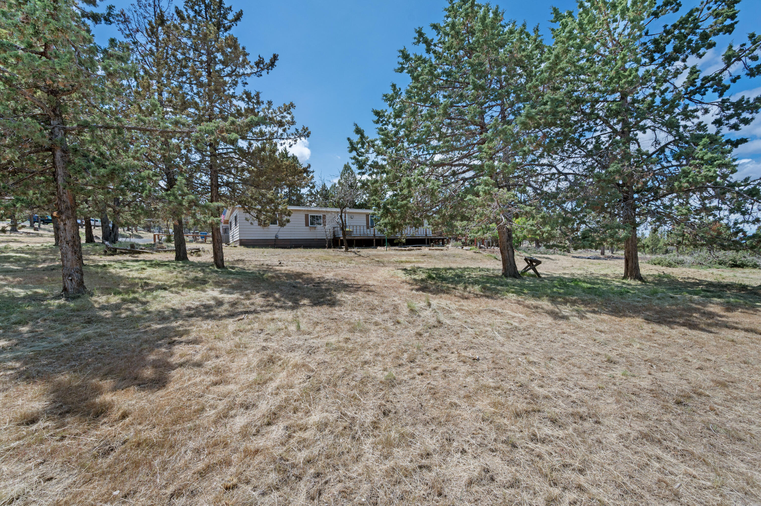 791 SE Akins Drive