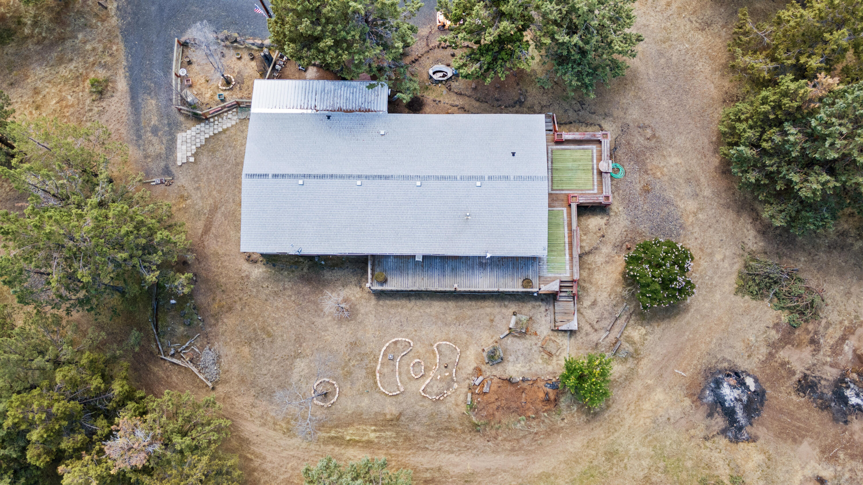791 SE Akins Drive