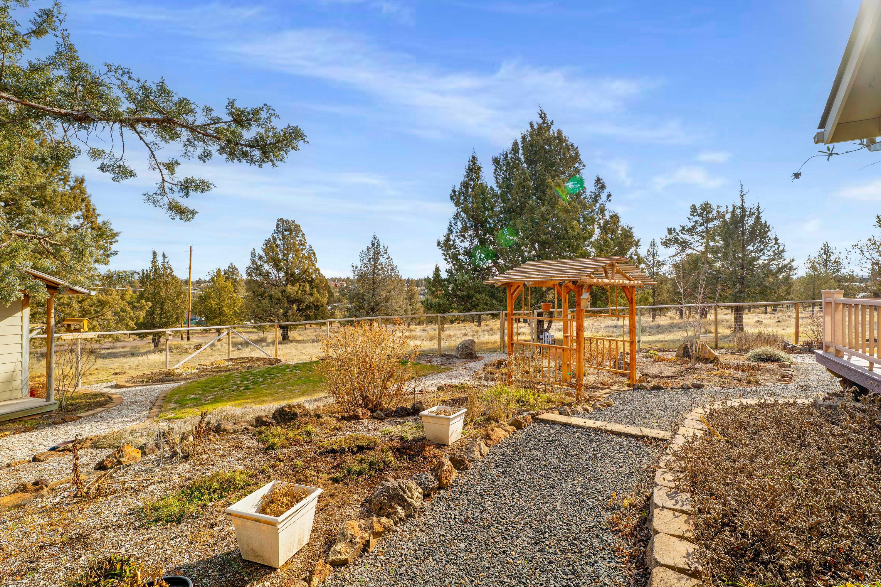 12711 SW Eagle Vista Place