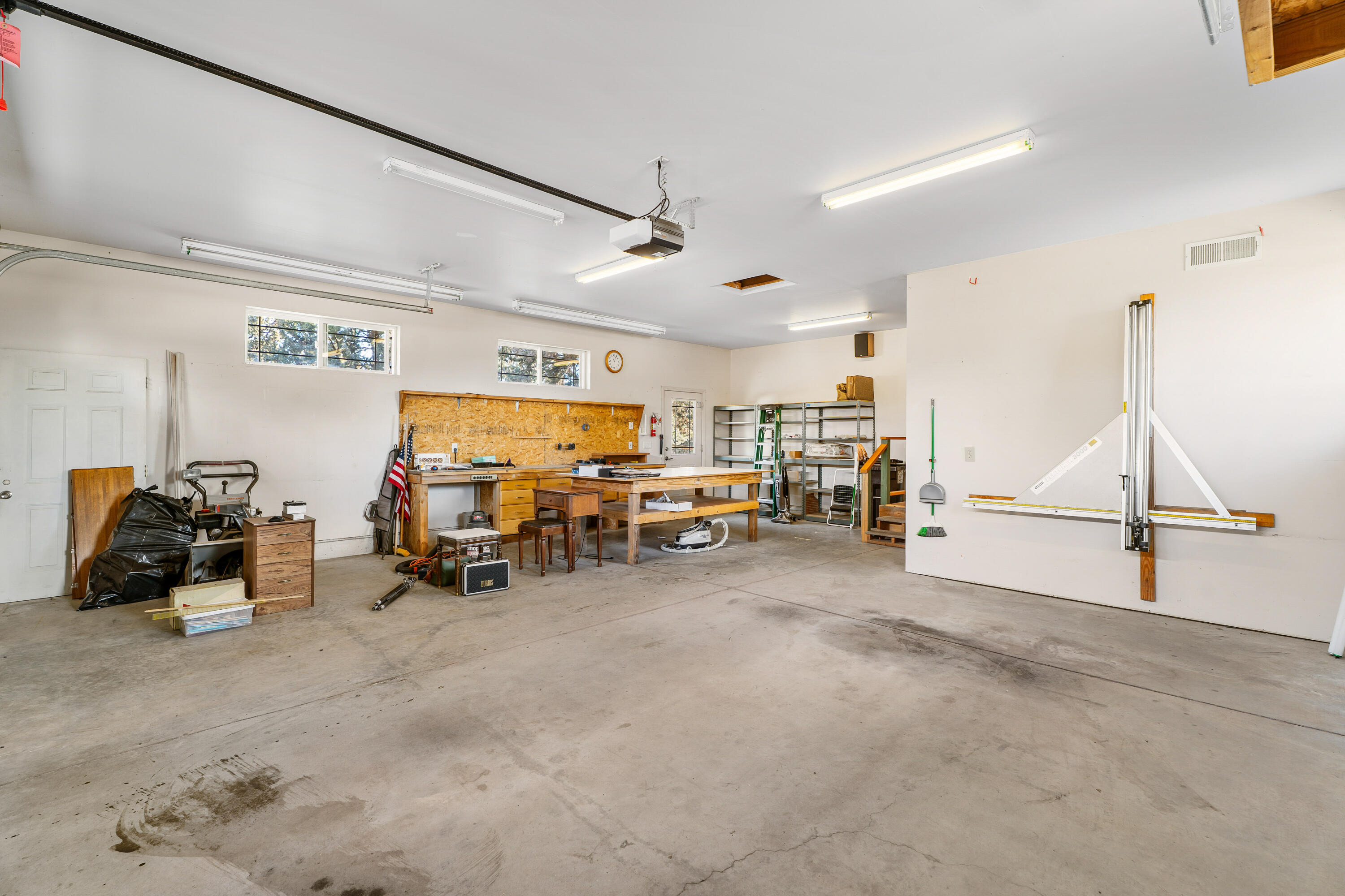 12711 SW Eagle Vista Place