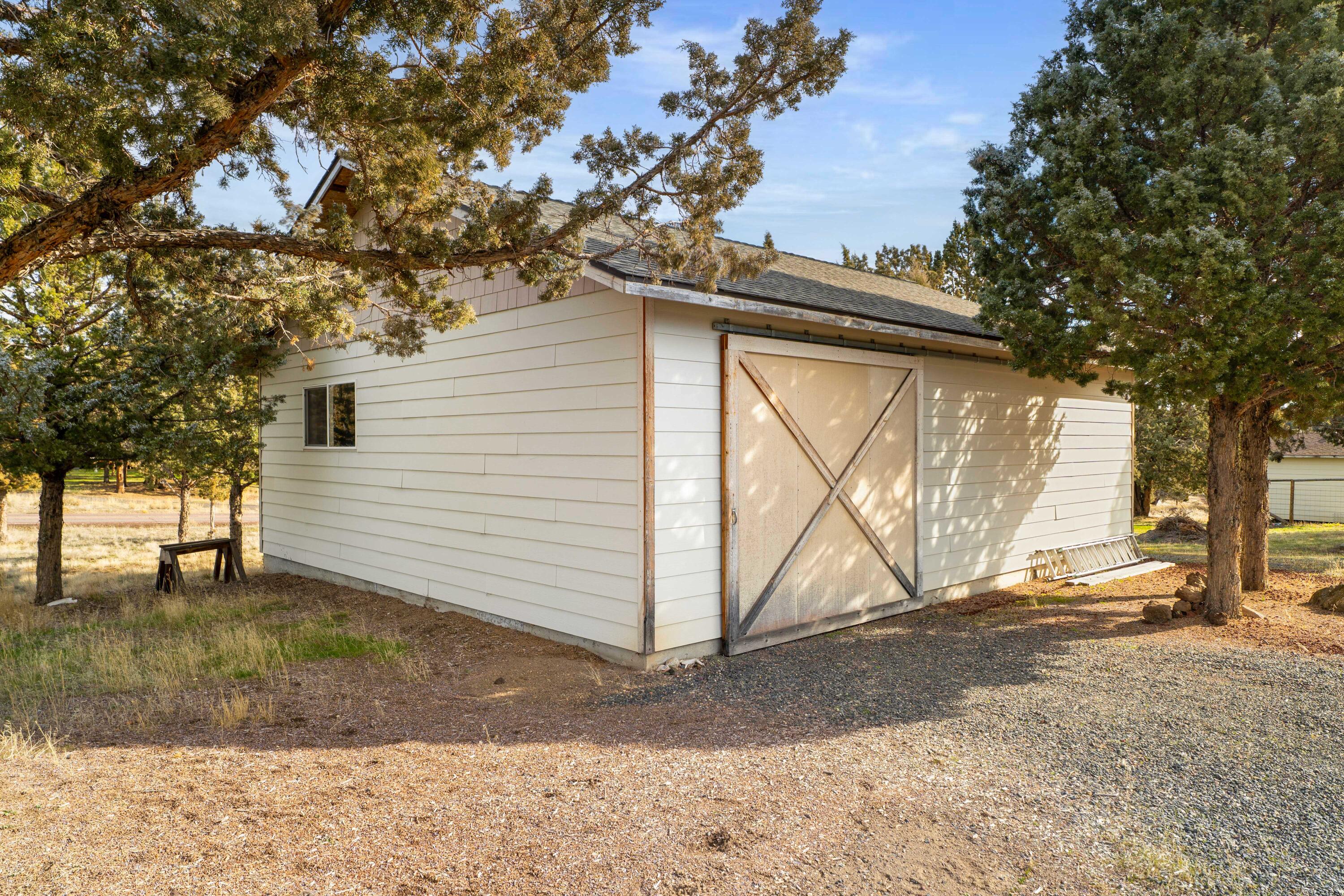 12711 SW Eagle Vista Place
