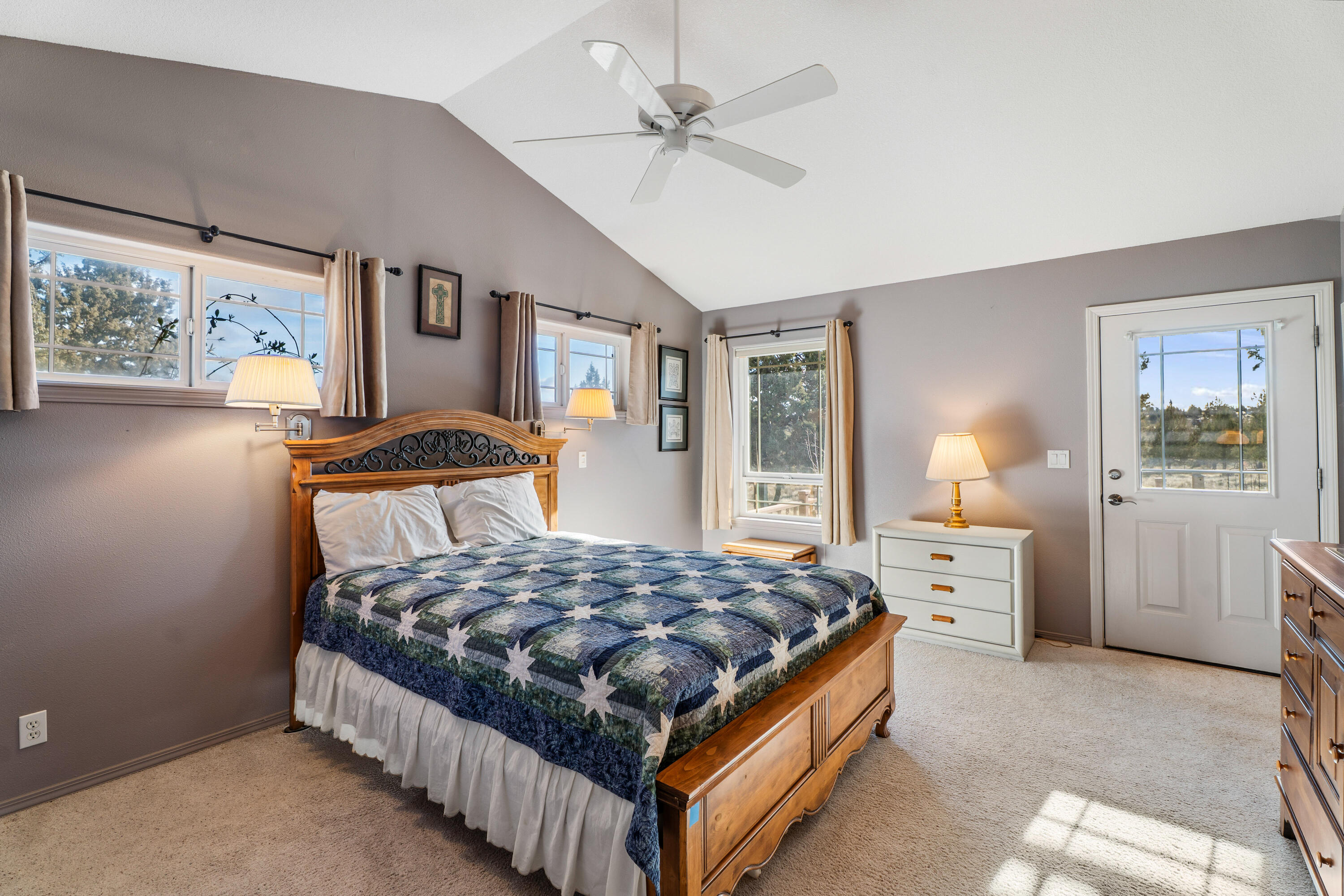 12711 SW Eagle Vista Place
