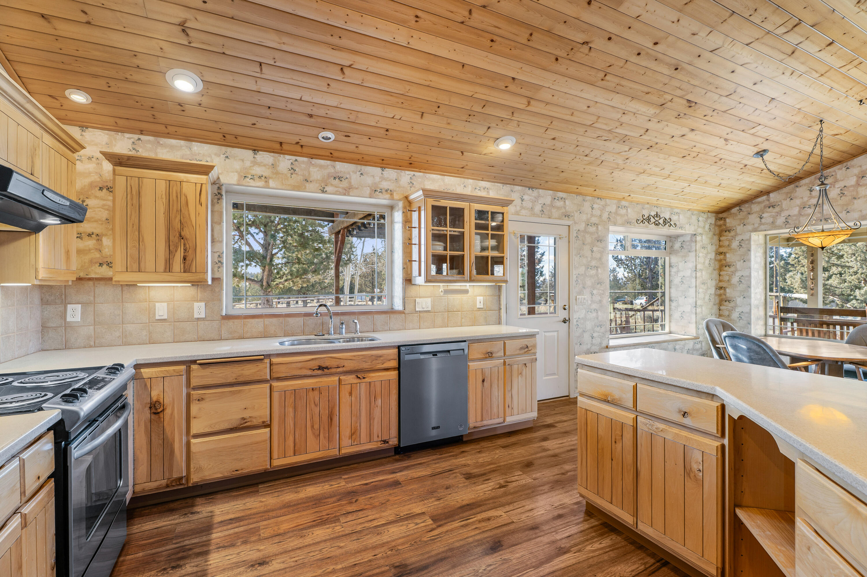 12711 SW Eagle Vista Place