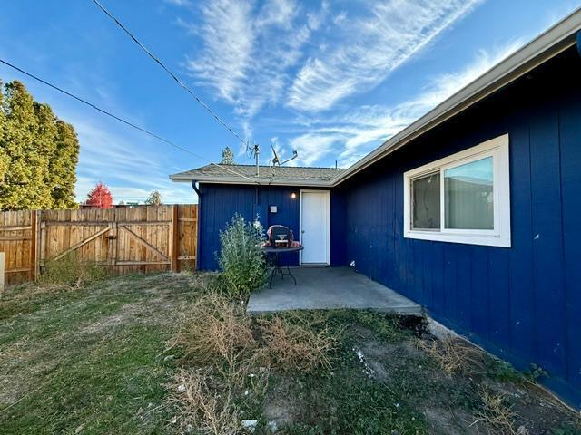 112 NE Cowden Drive