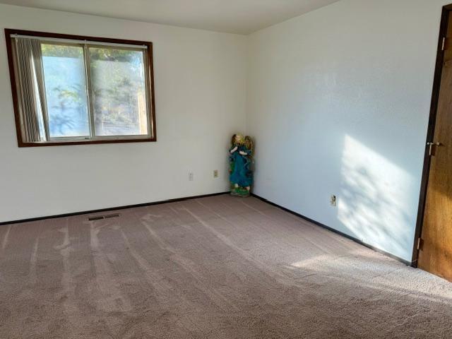 112 NE Cowden Drive