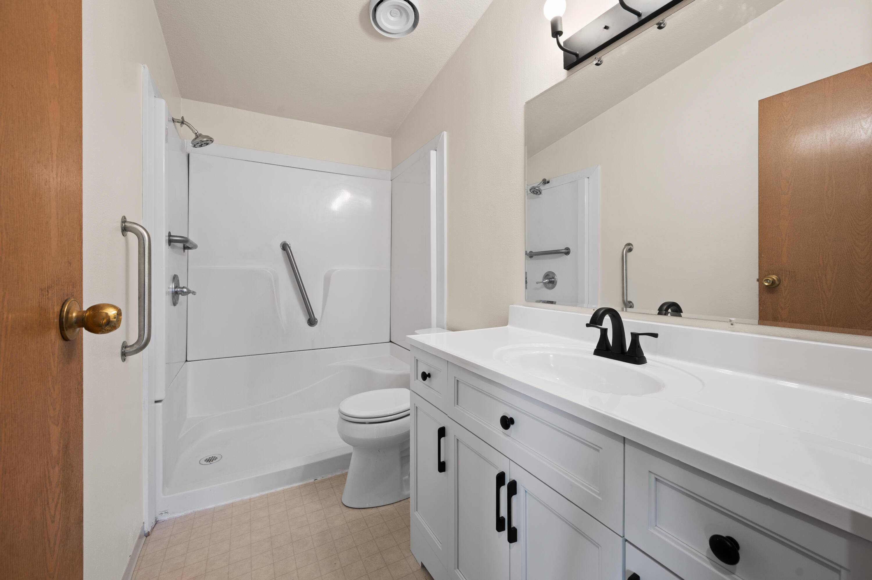 682 SE 10th Street