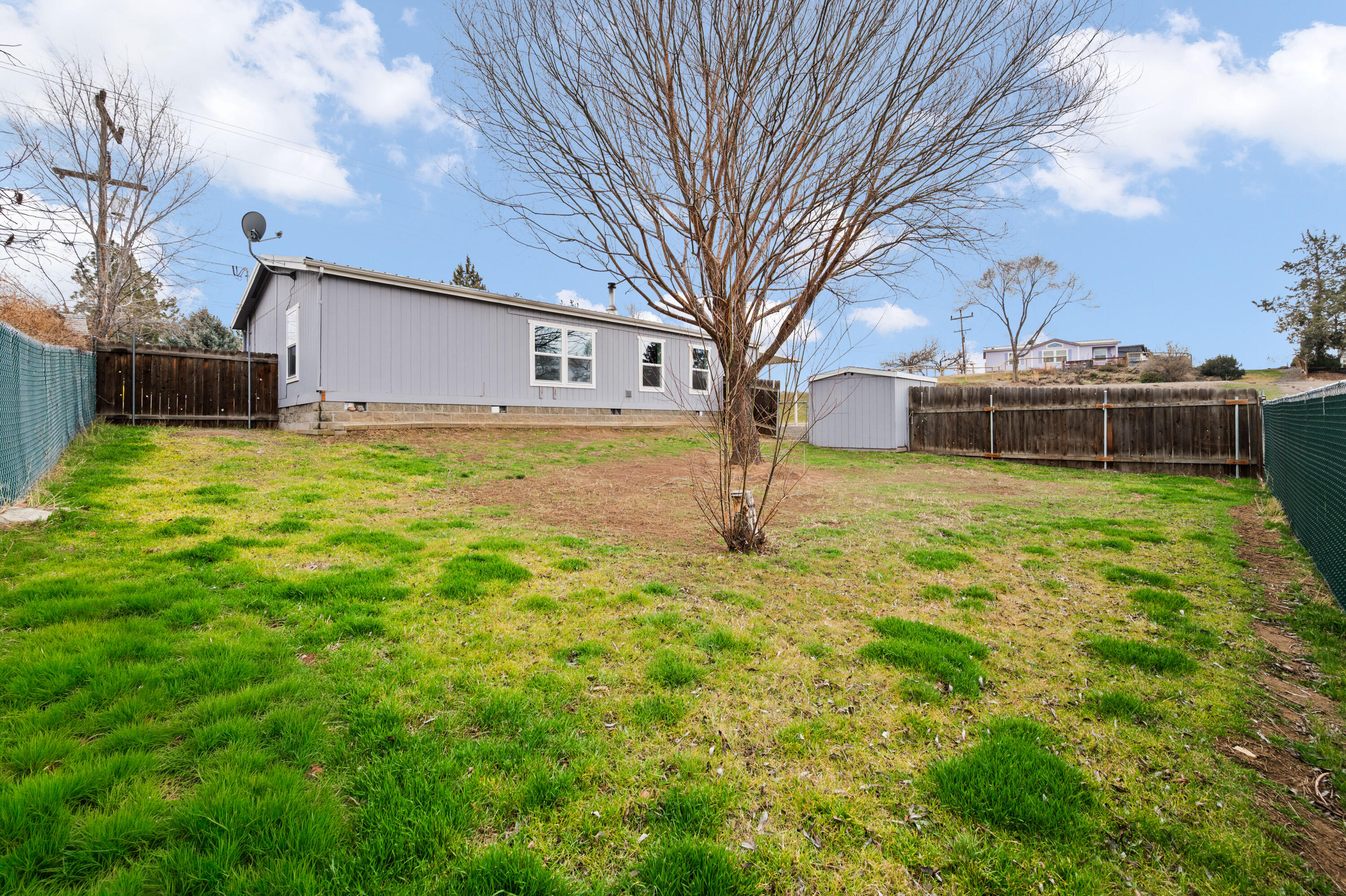 682 SE 10th Street