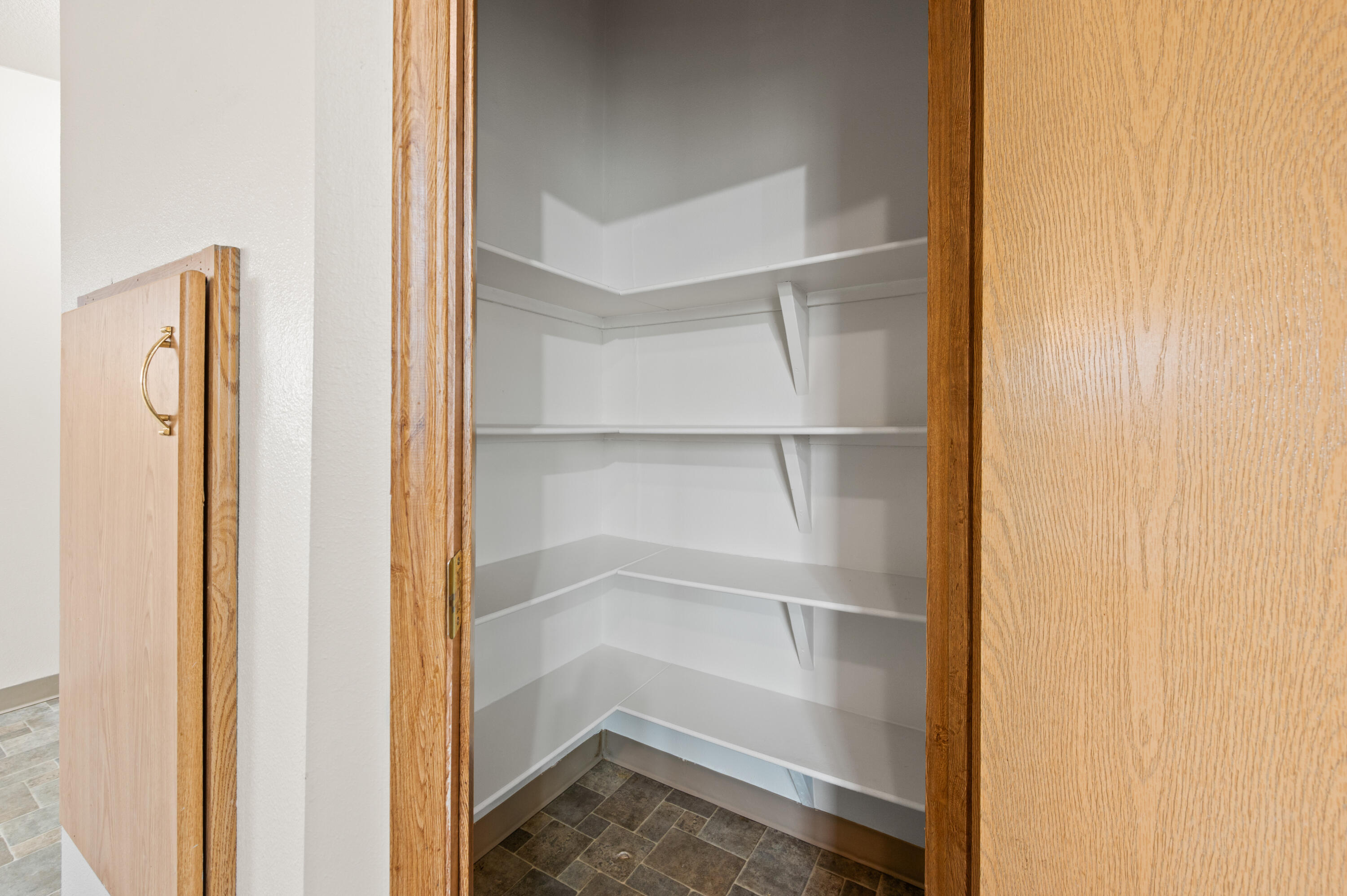 682 SE 10th Street