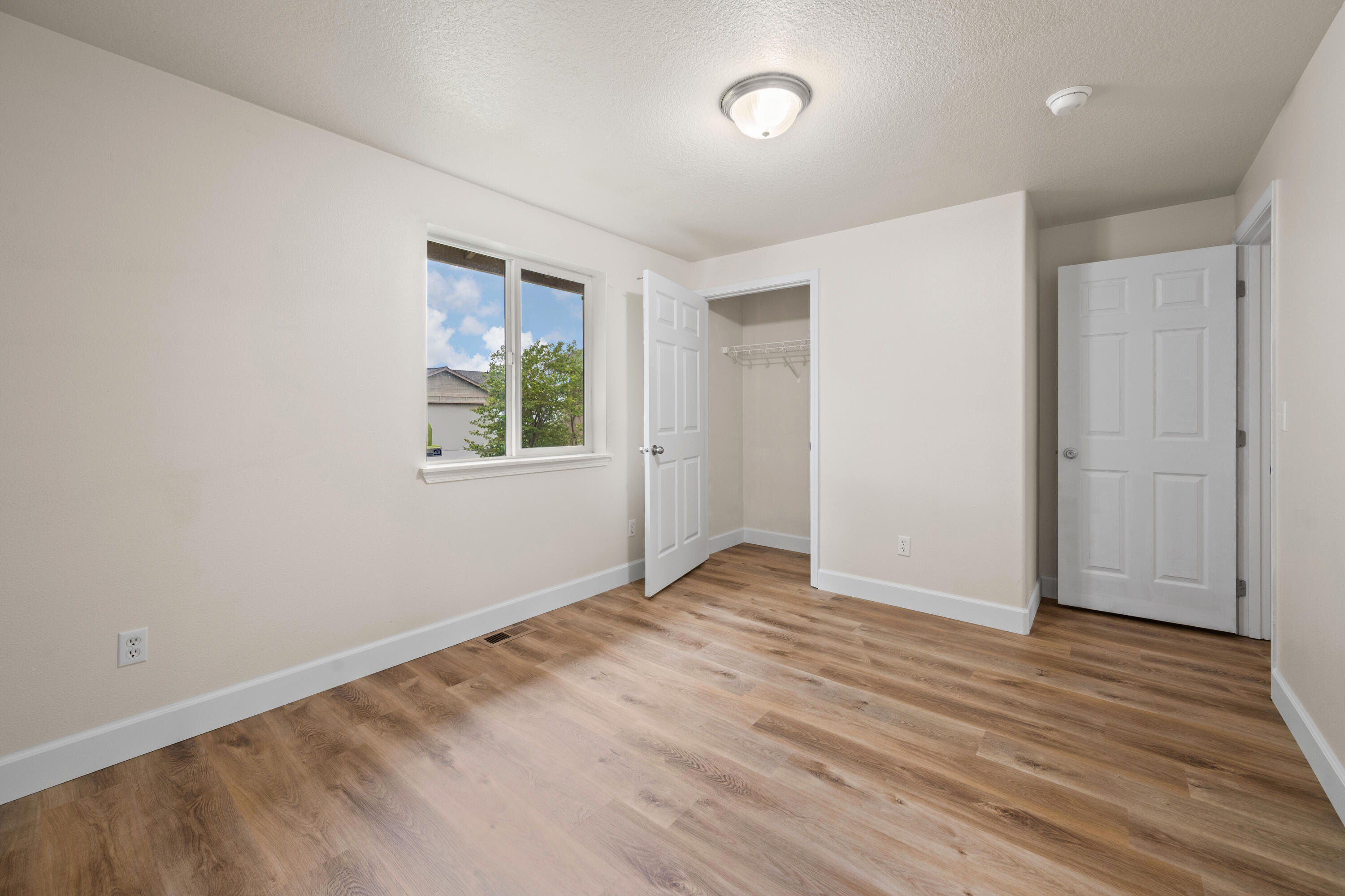 583 SE Ponderosa Drive
