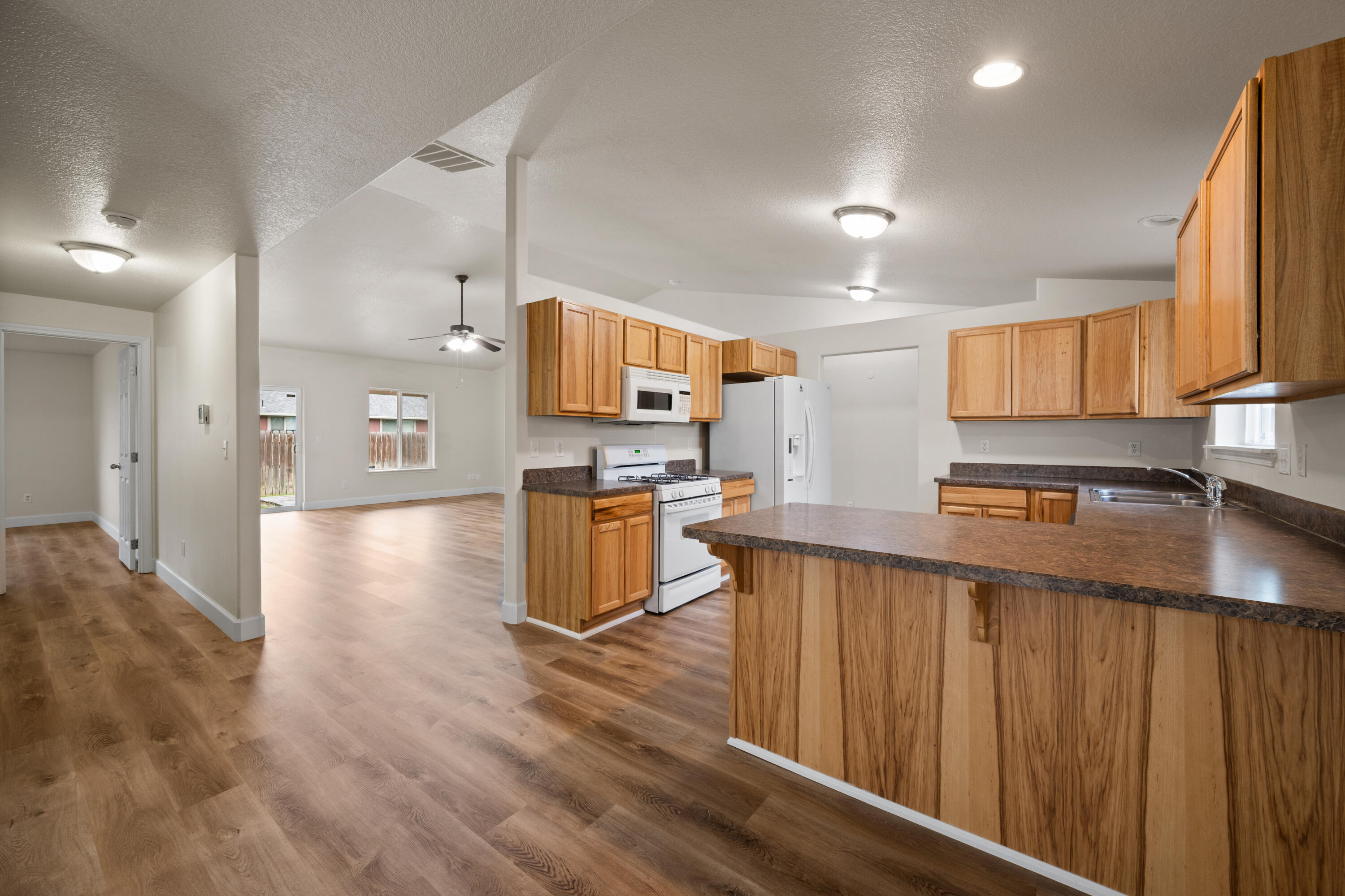 583 SE Ponderosa Drive