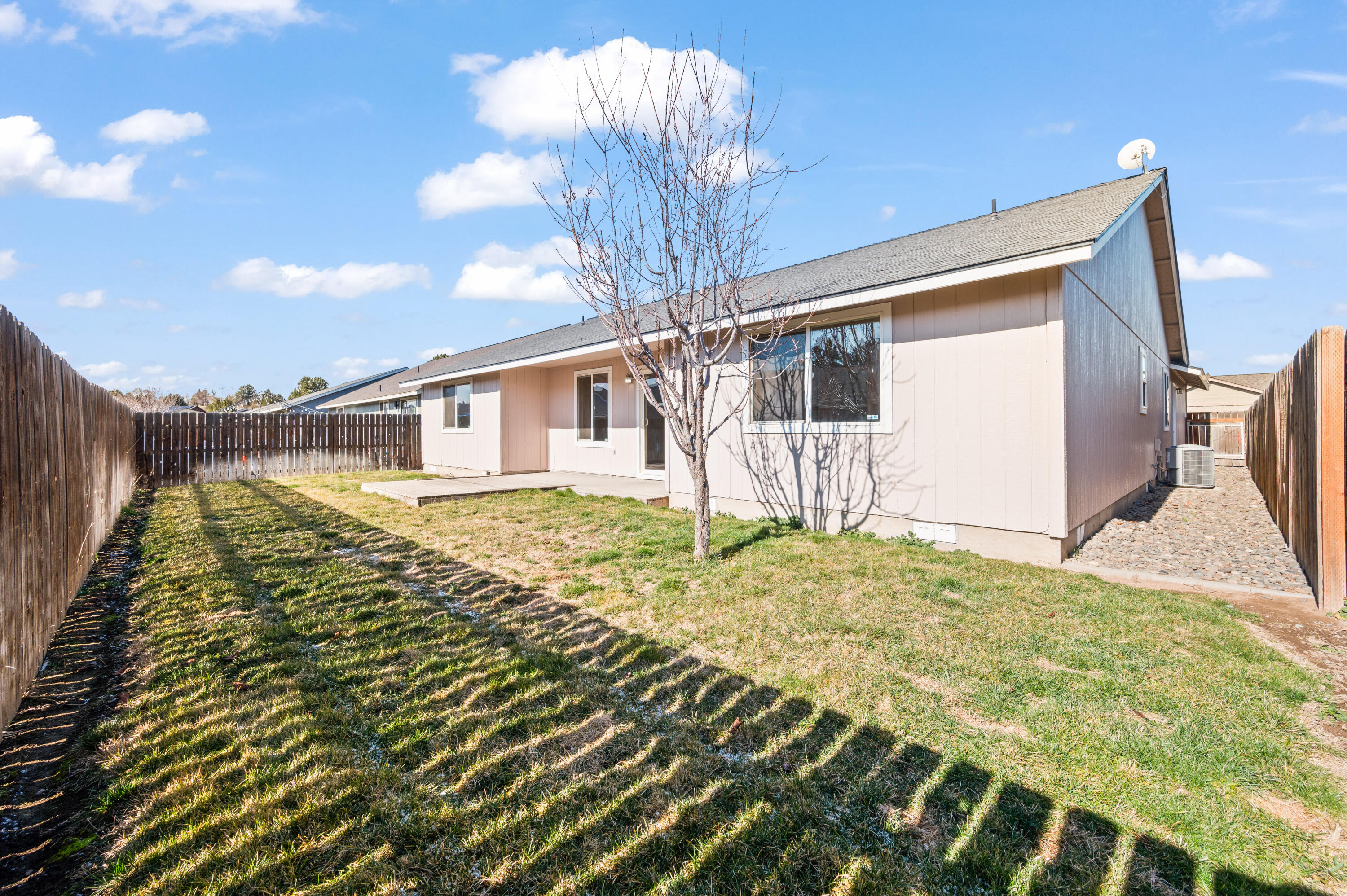 583 SE Ponderosa Drive