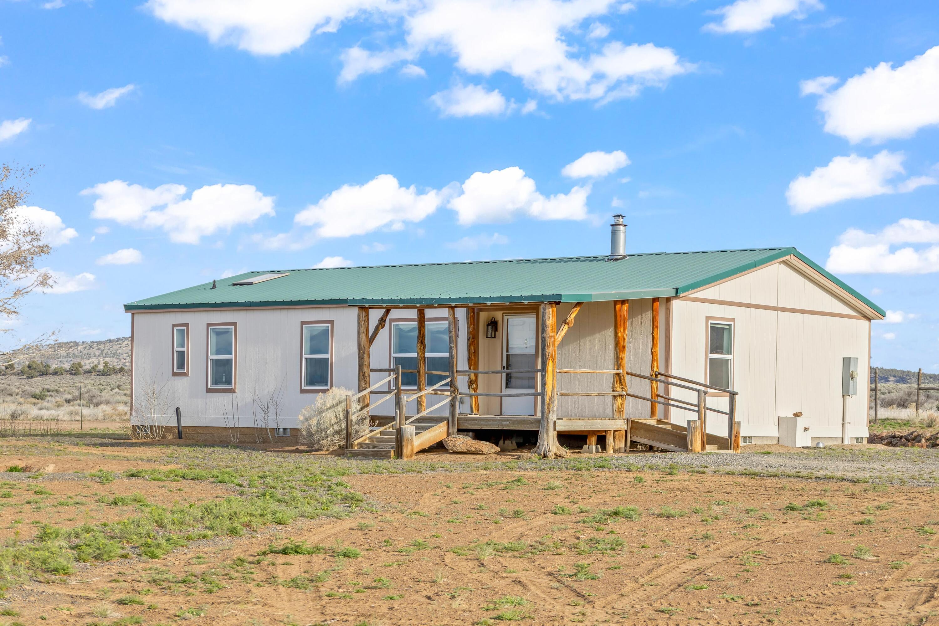 53476 Arrow Gap Road