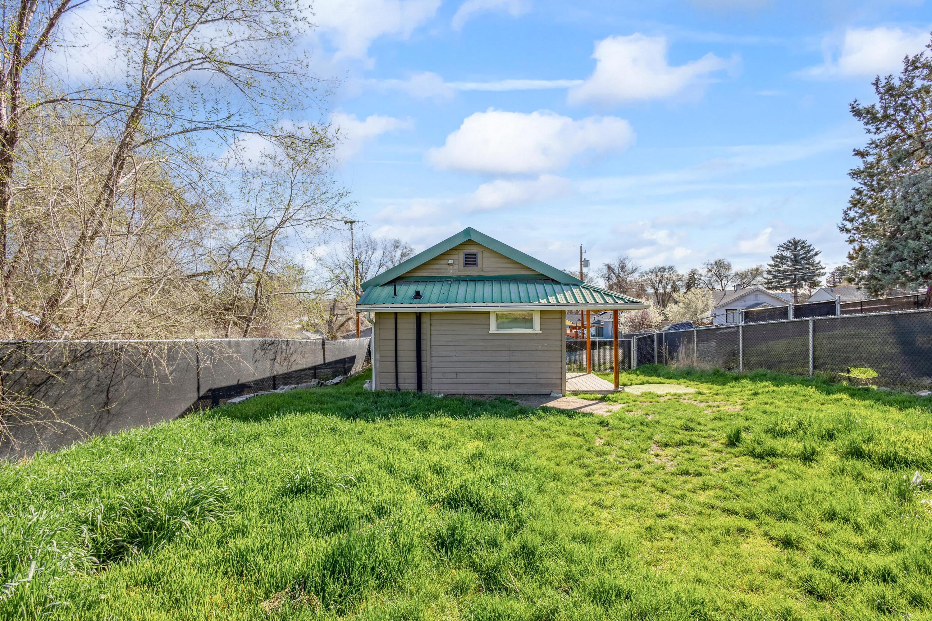 342 SE 7th Street