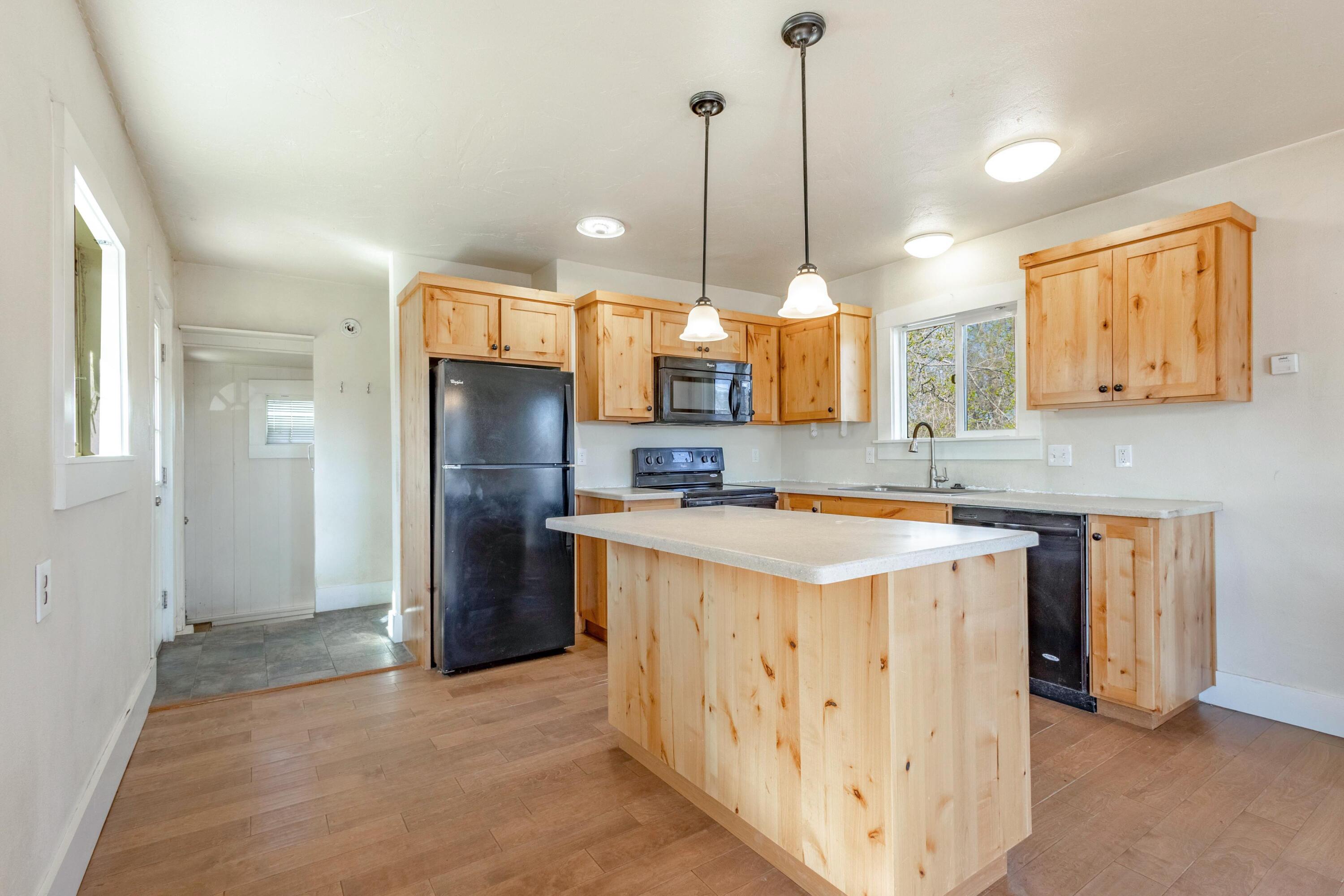 342 SE 7th Street