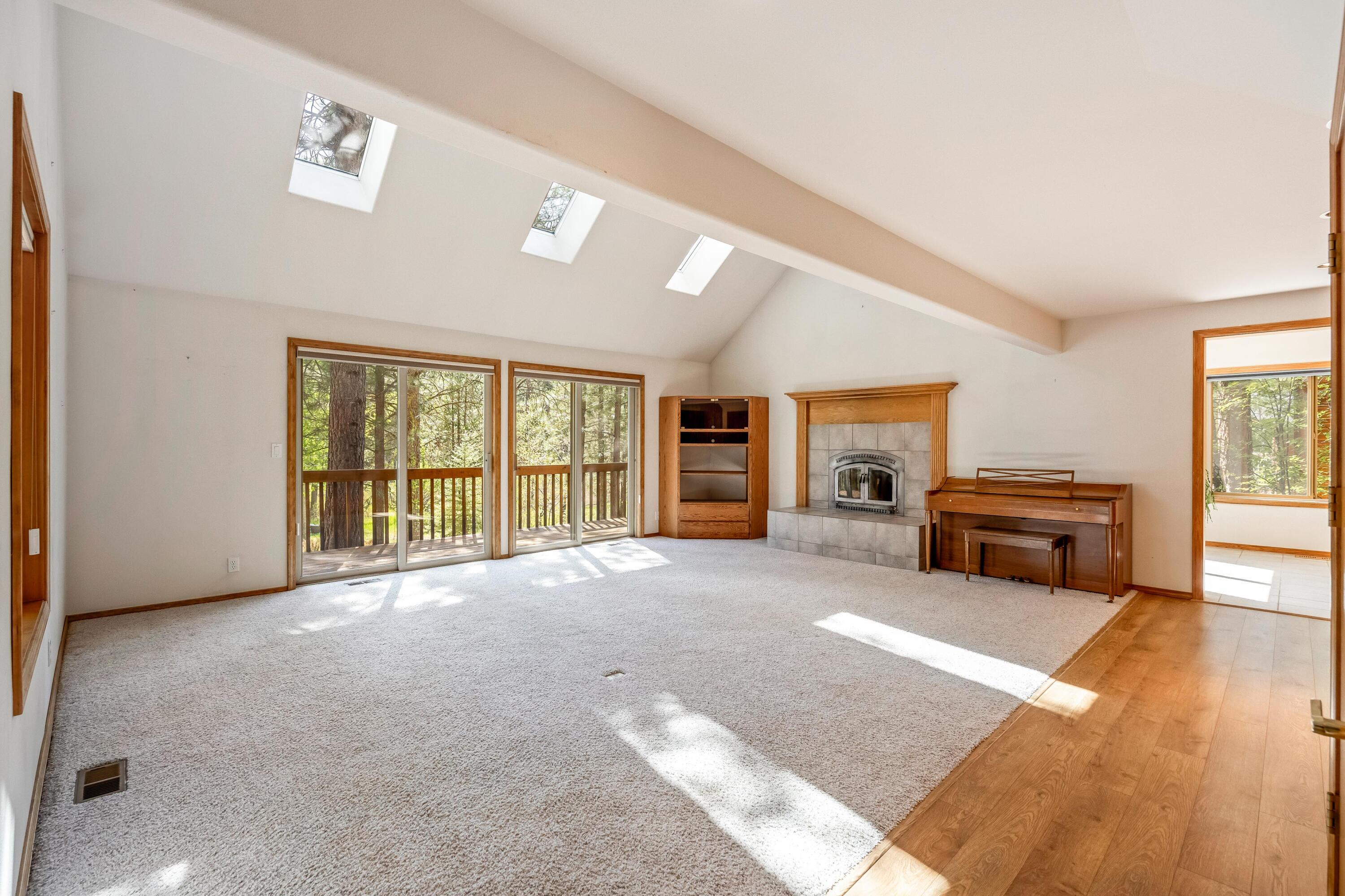 53531 Kokanee Way