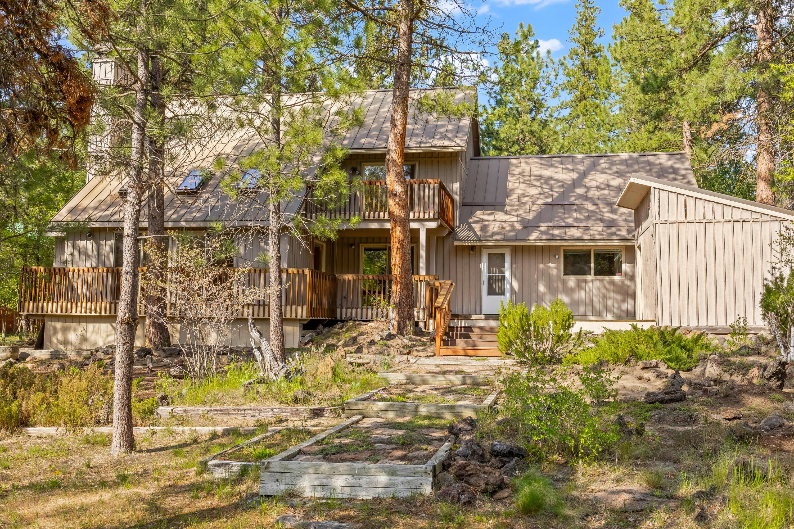 53531 Kokanee Way