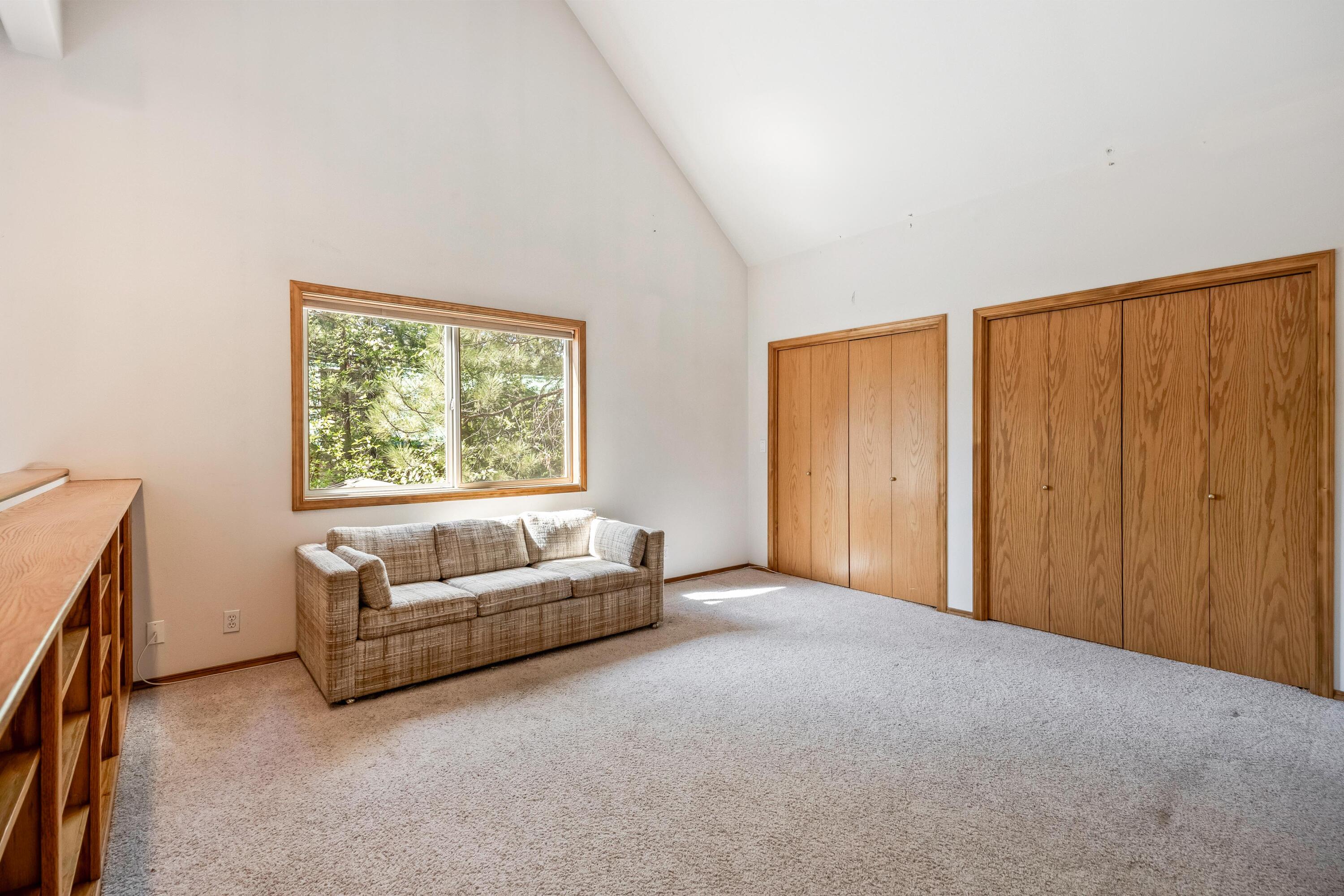 53531 Kokanee Way