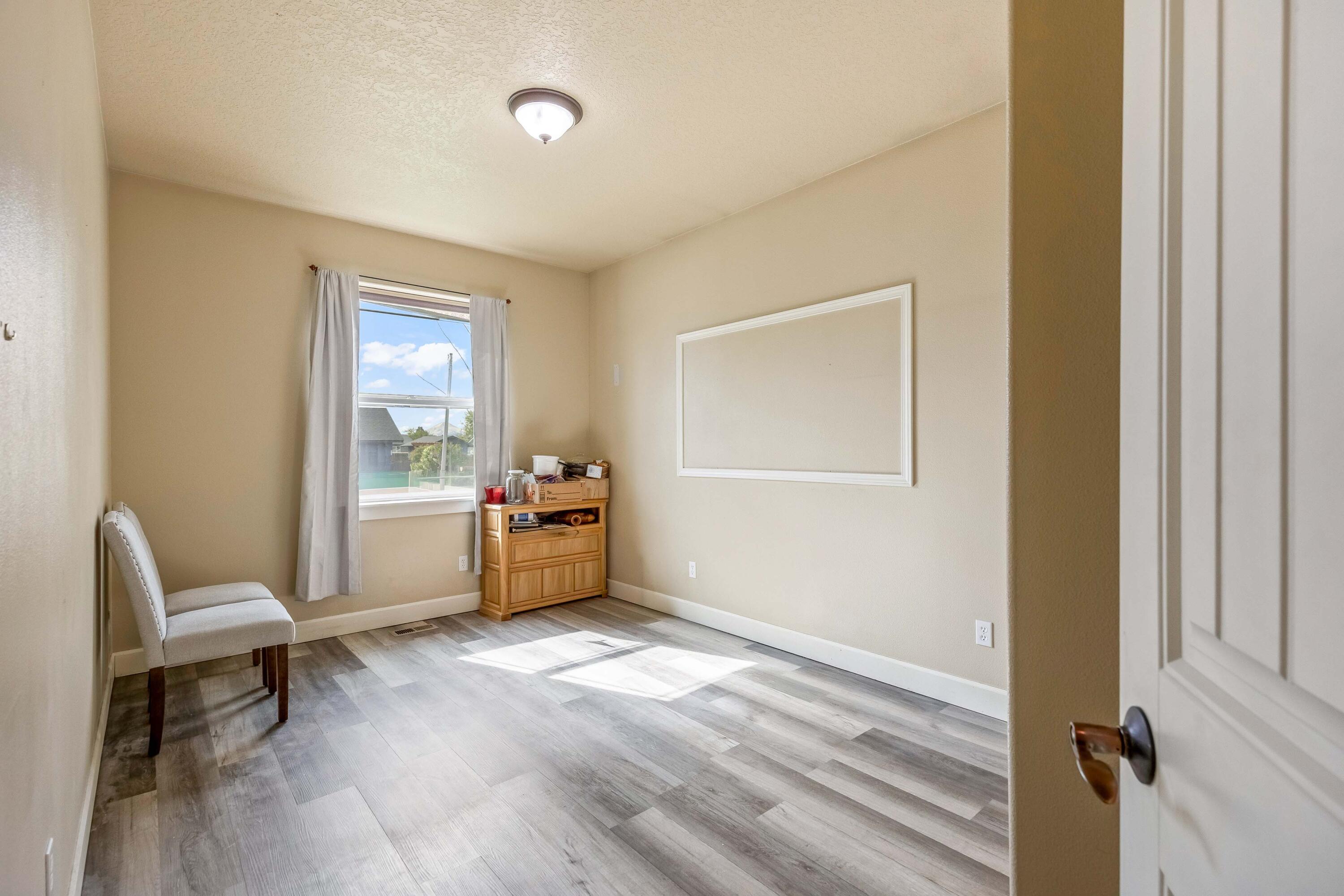 570 Mountain Ridge Drive