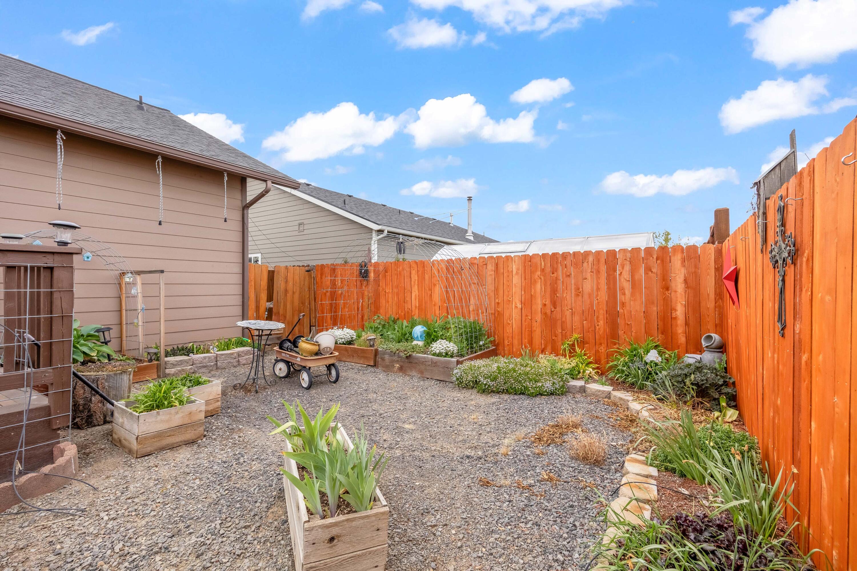 570 Mountain Ridge Drive