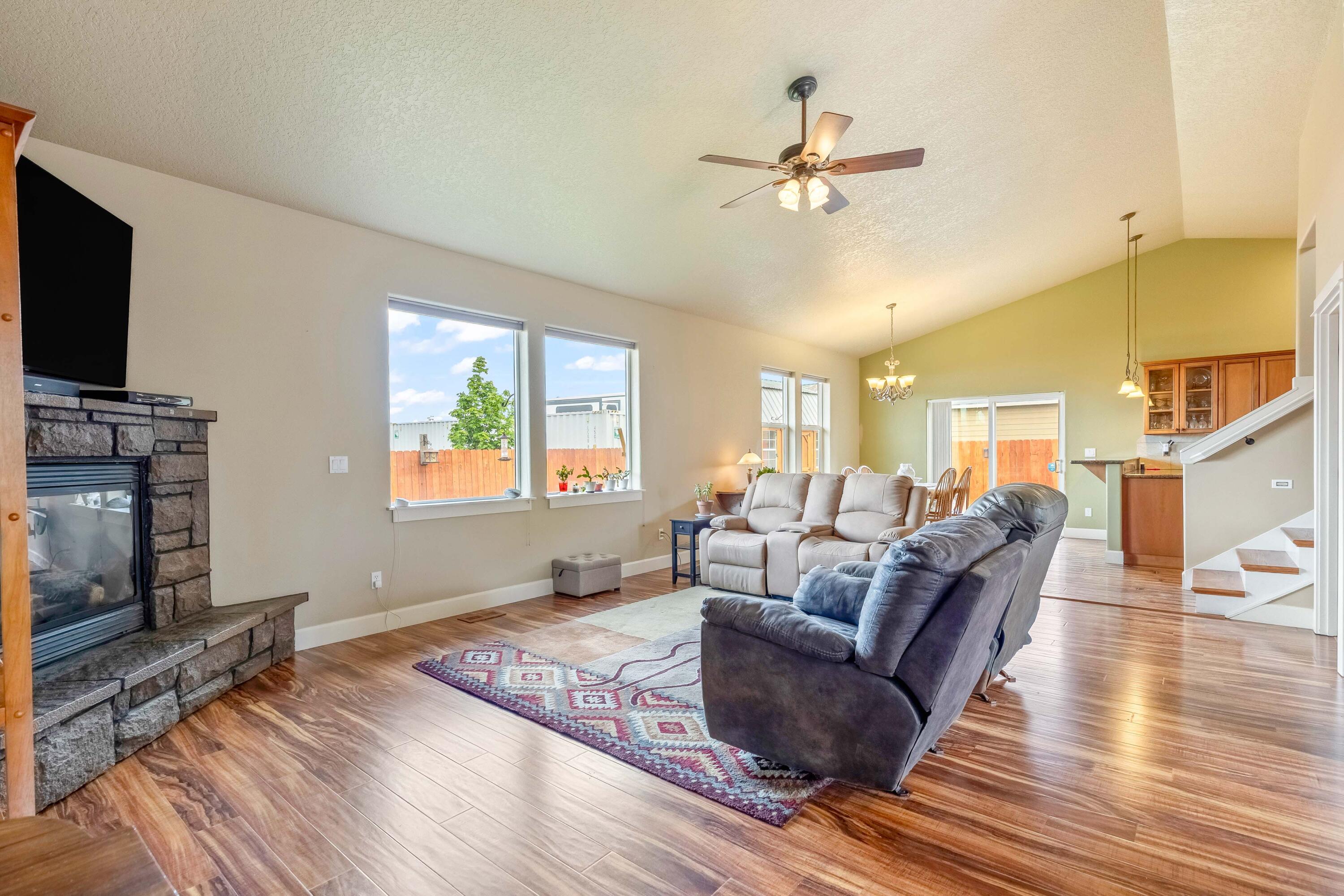 570 Mountain Ridge Drive