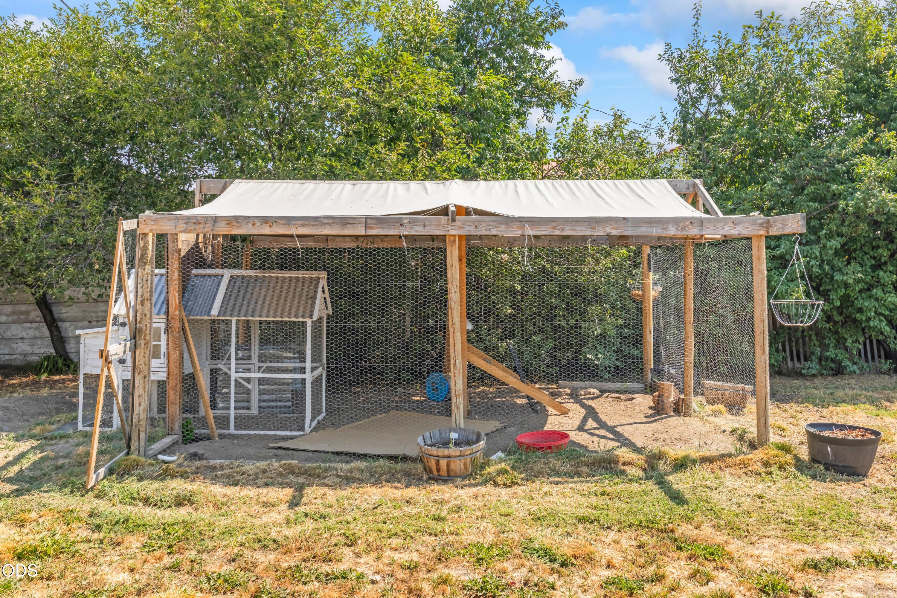 585 SE 4th Street